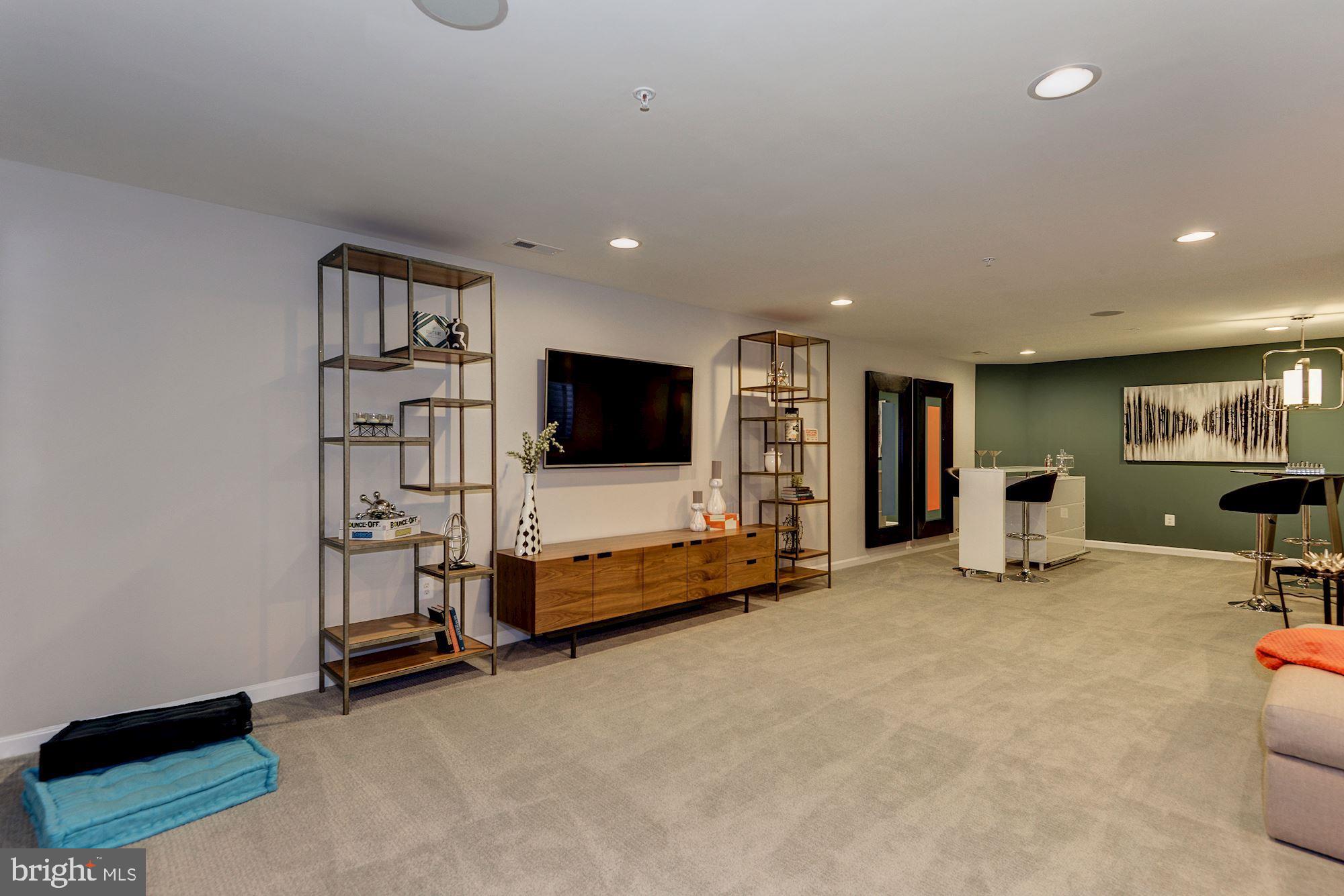 BALLENGER RUN - Residential