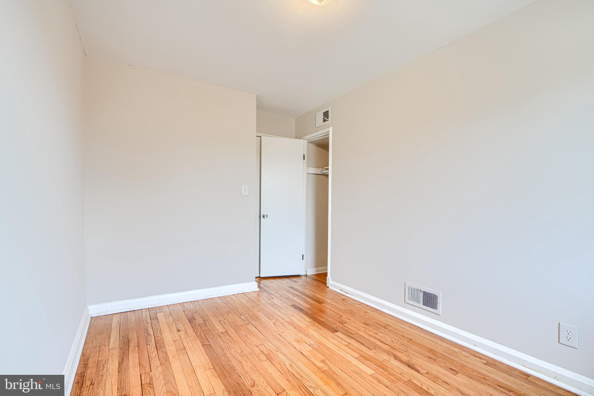 DUNDALK - Residential Lease