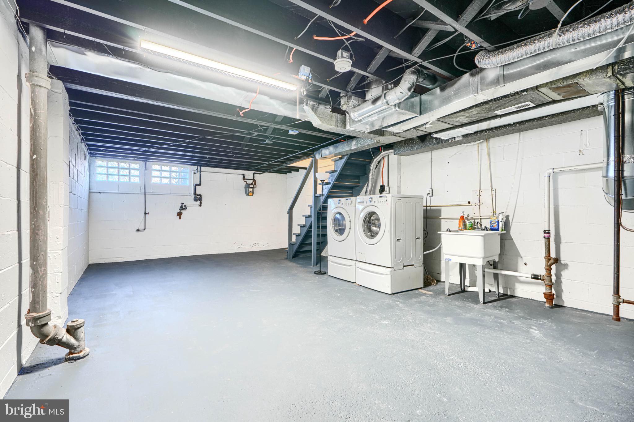 DUNDALK - Residential Lease