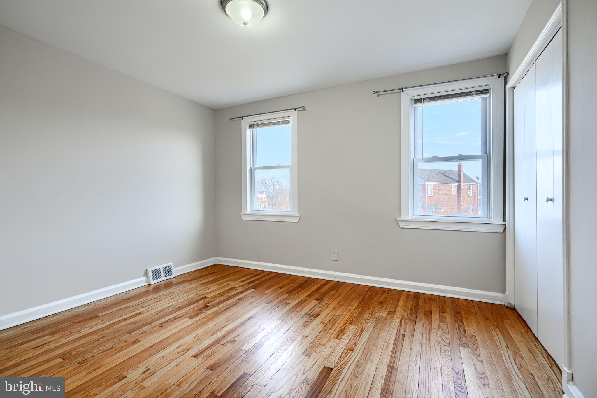 DUNDALK - Residential Lease