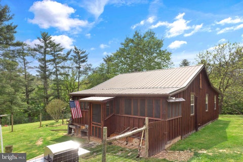 Homes For Sale - 21117 Mine Mountain Rd<br/> Rockingham County, BERGTON, VA 22811