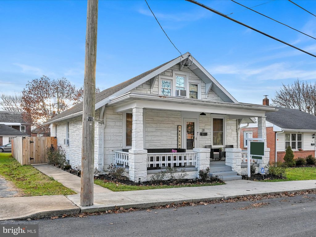 Photo of 31 E Pine Street, Ephrata, PA 17522 (MLS # PALA2044844)