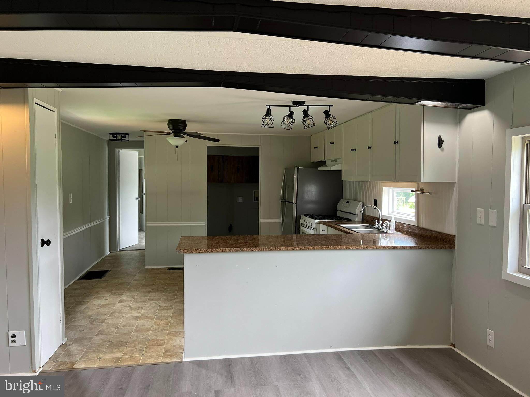 DANIEL FARM - Residential Lease