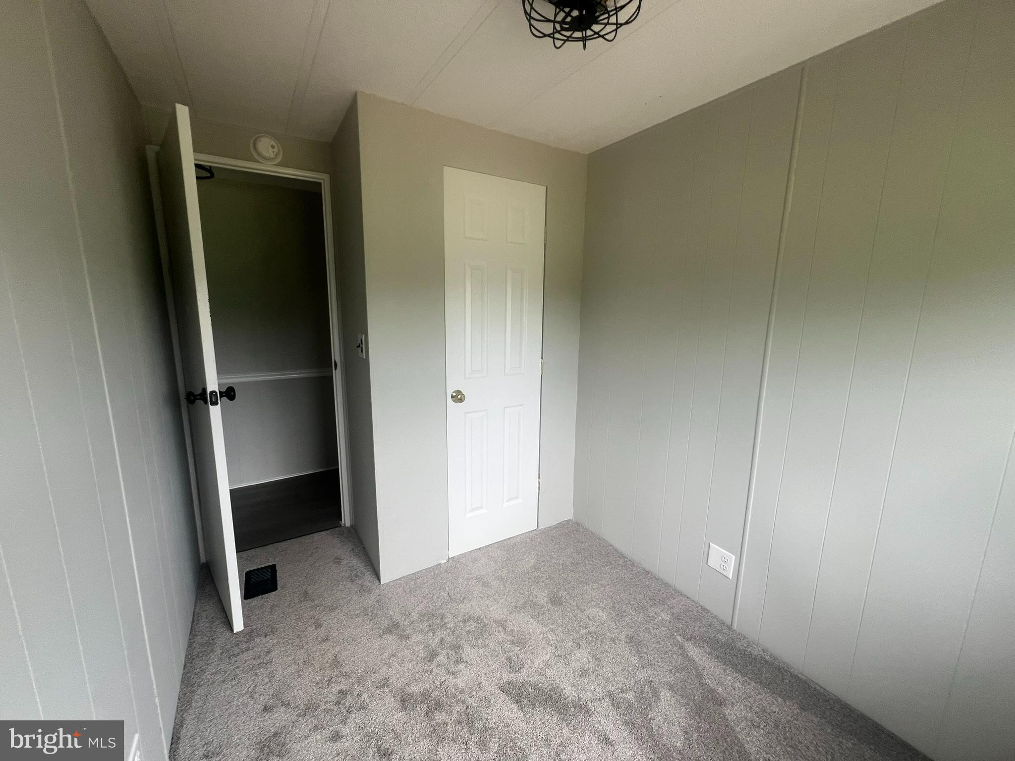 DANIEL FARM - Residential Lease