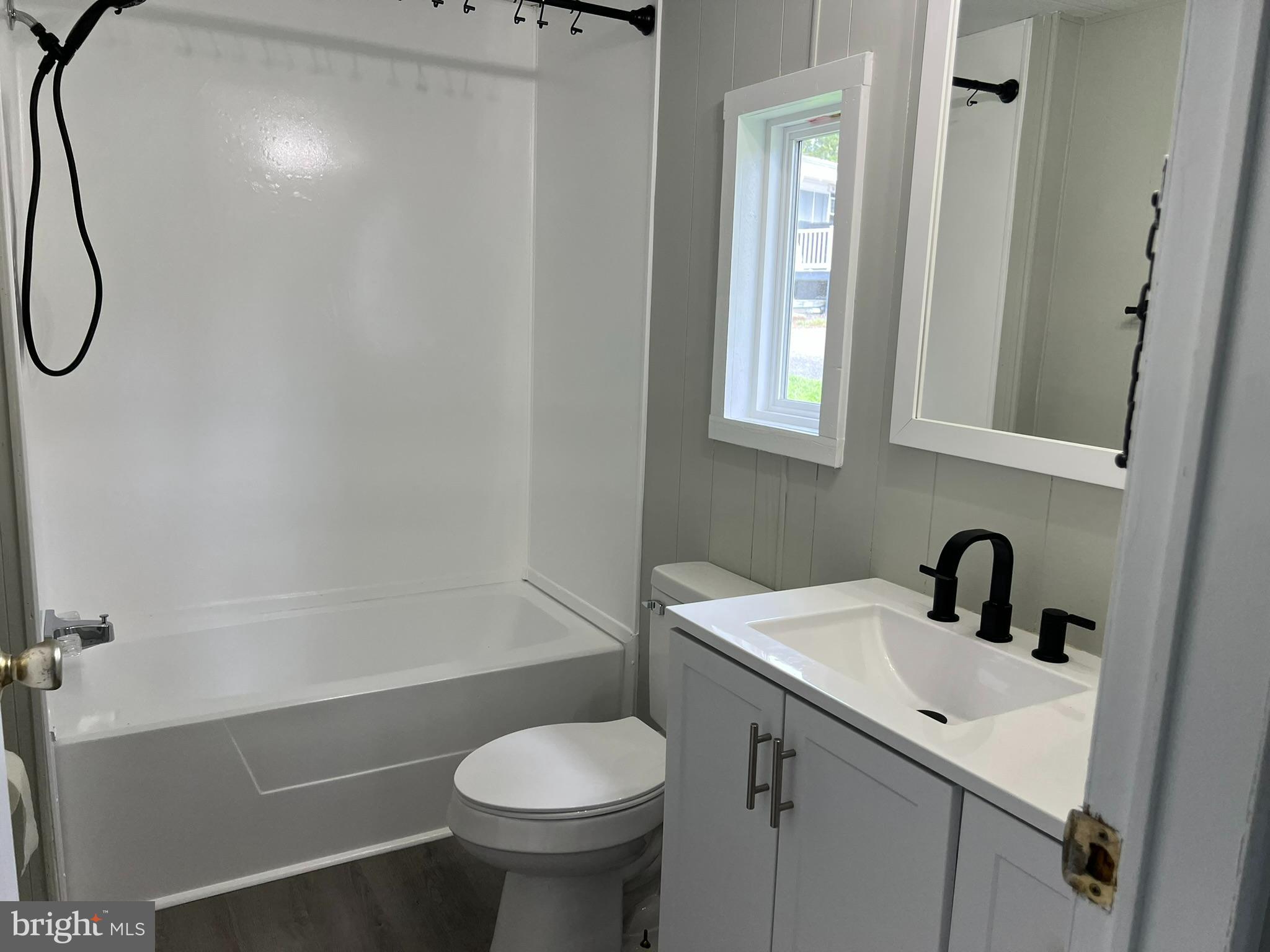 DANIEL FARM - Residential Lease