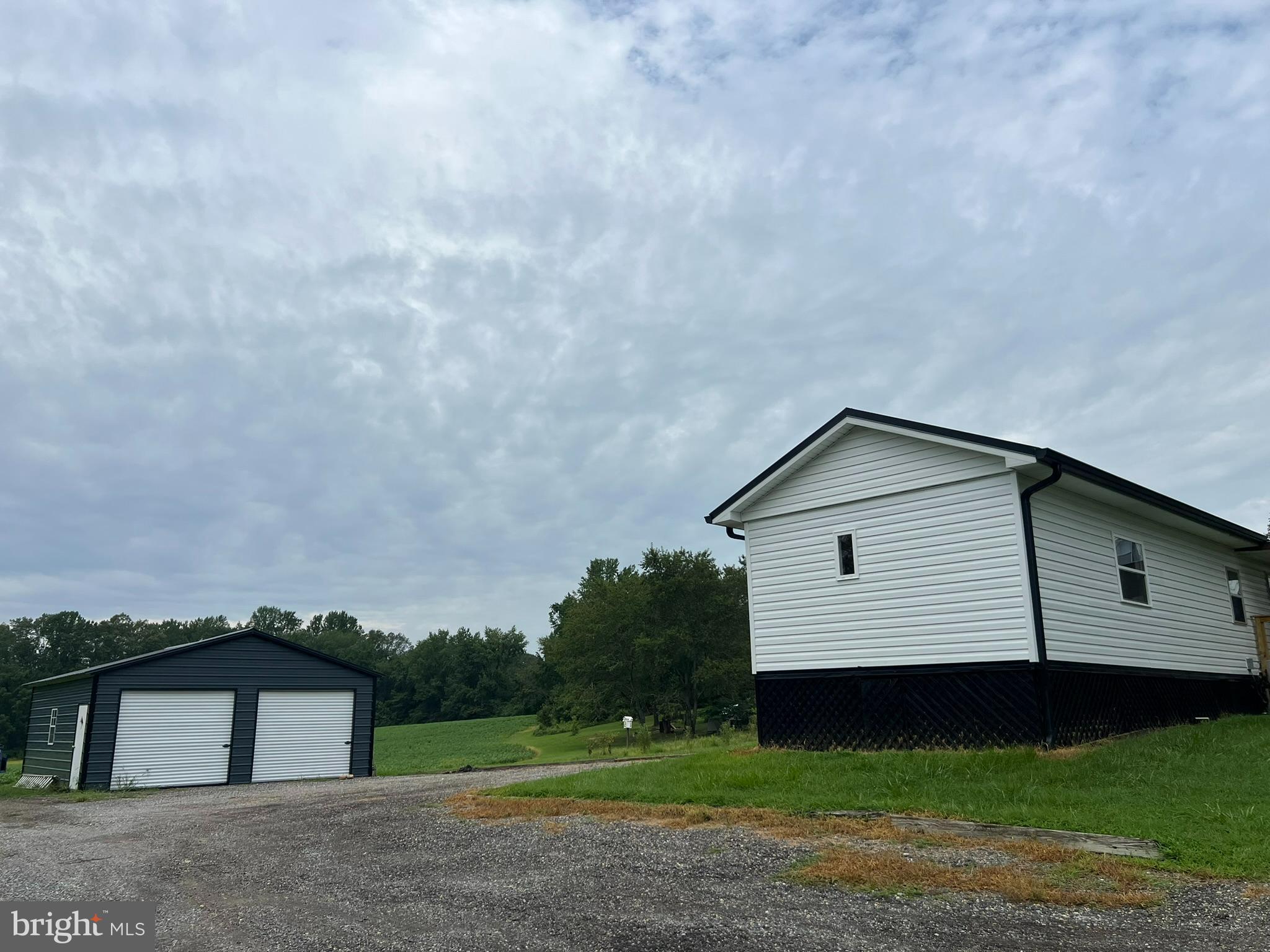 DANIEL FARM - Residential Lease