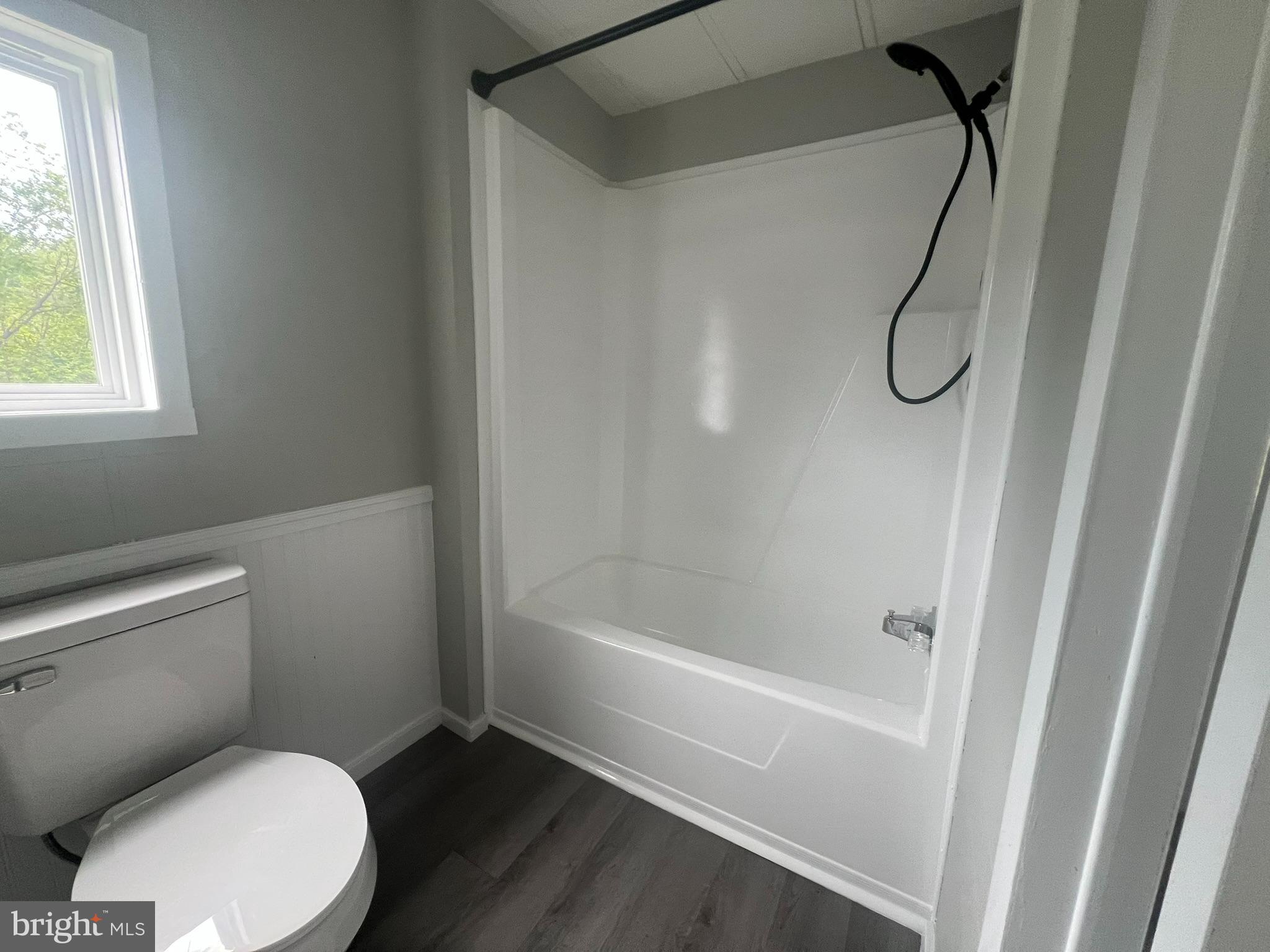 DANIEL FARM - Residential Lease