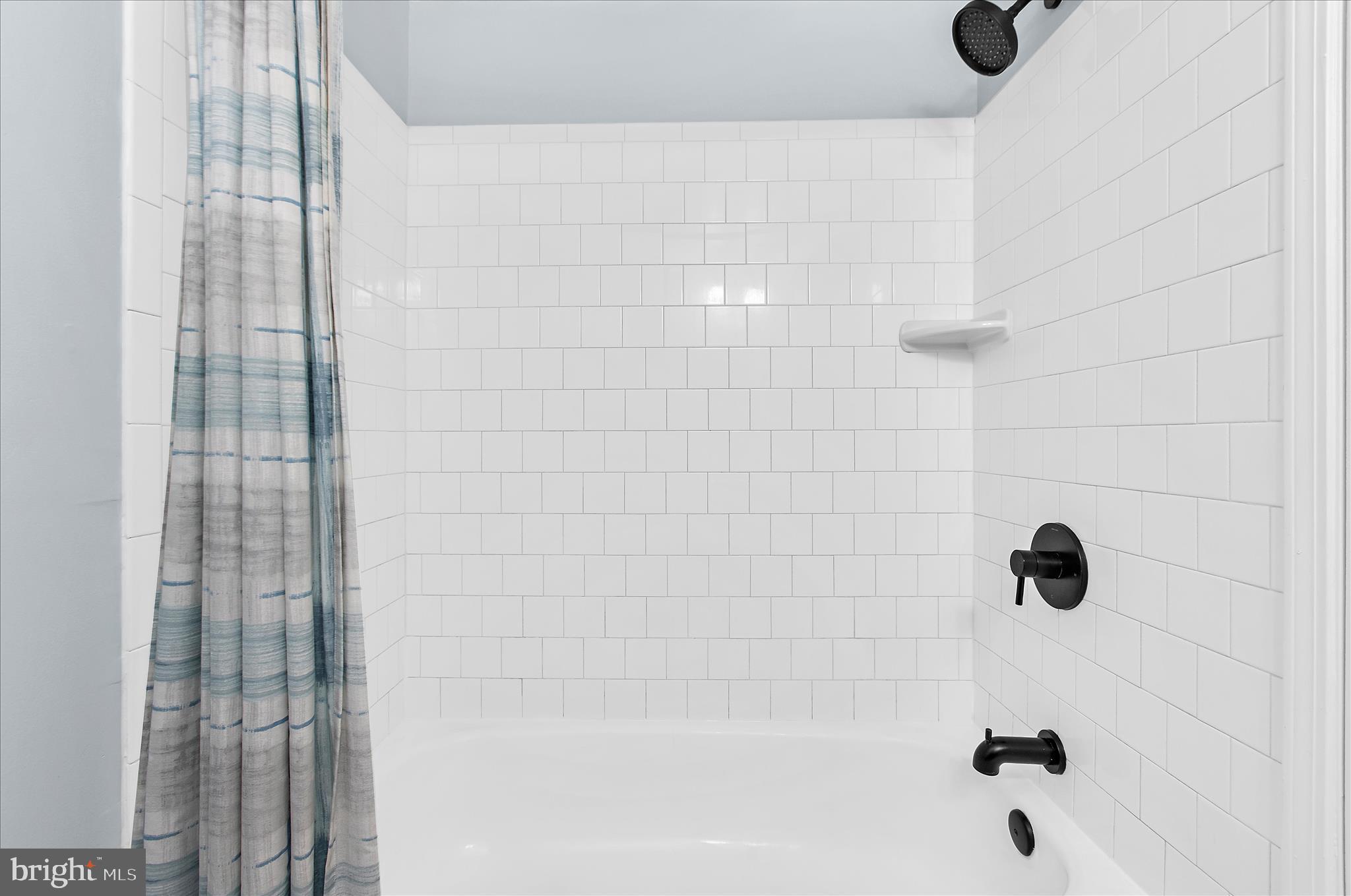 DORADO HILLS - Residential