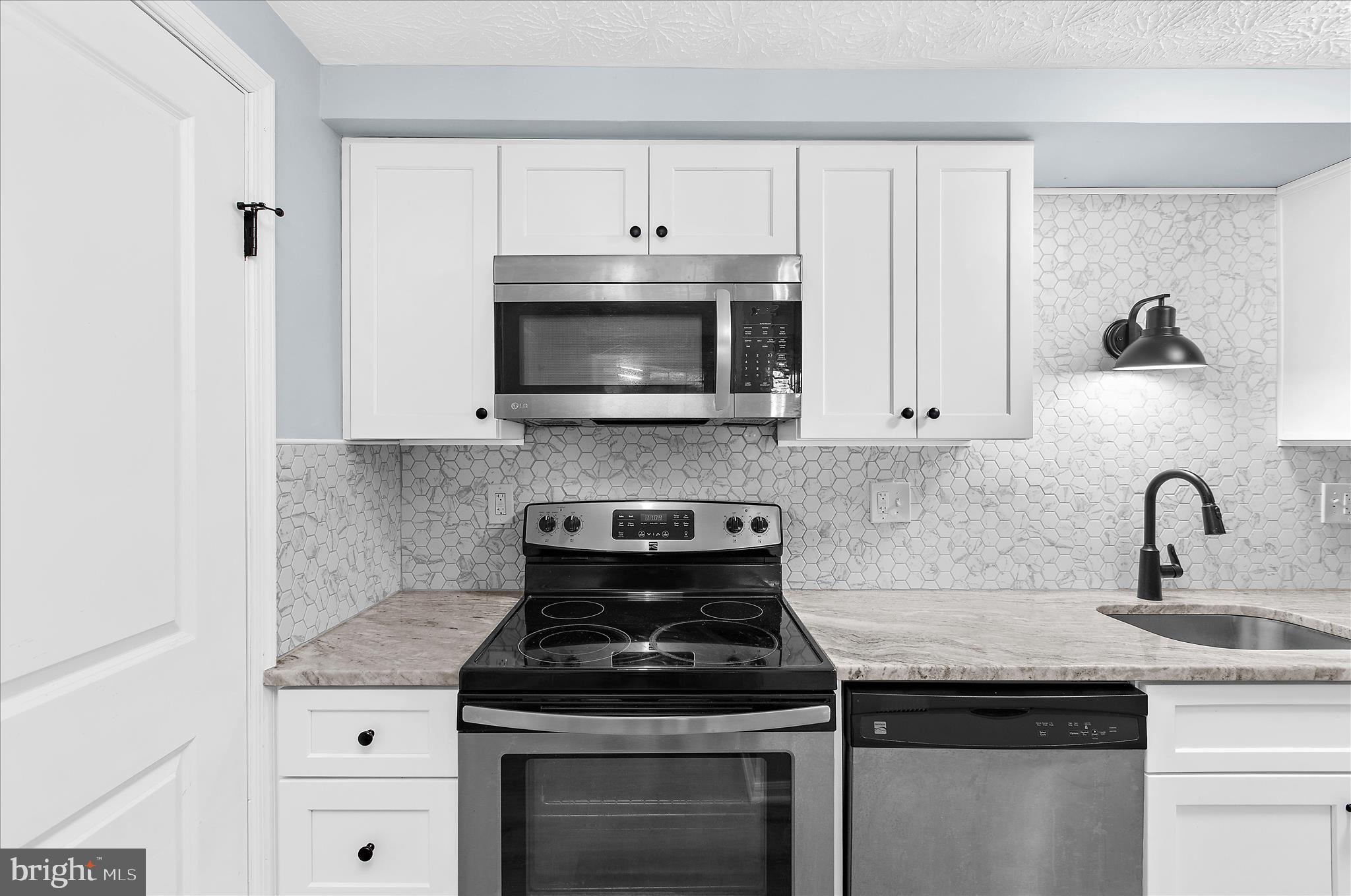 DORADO HILLS - Residential