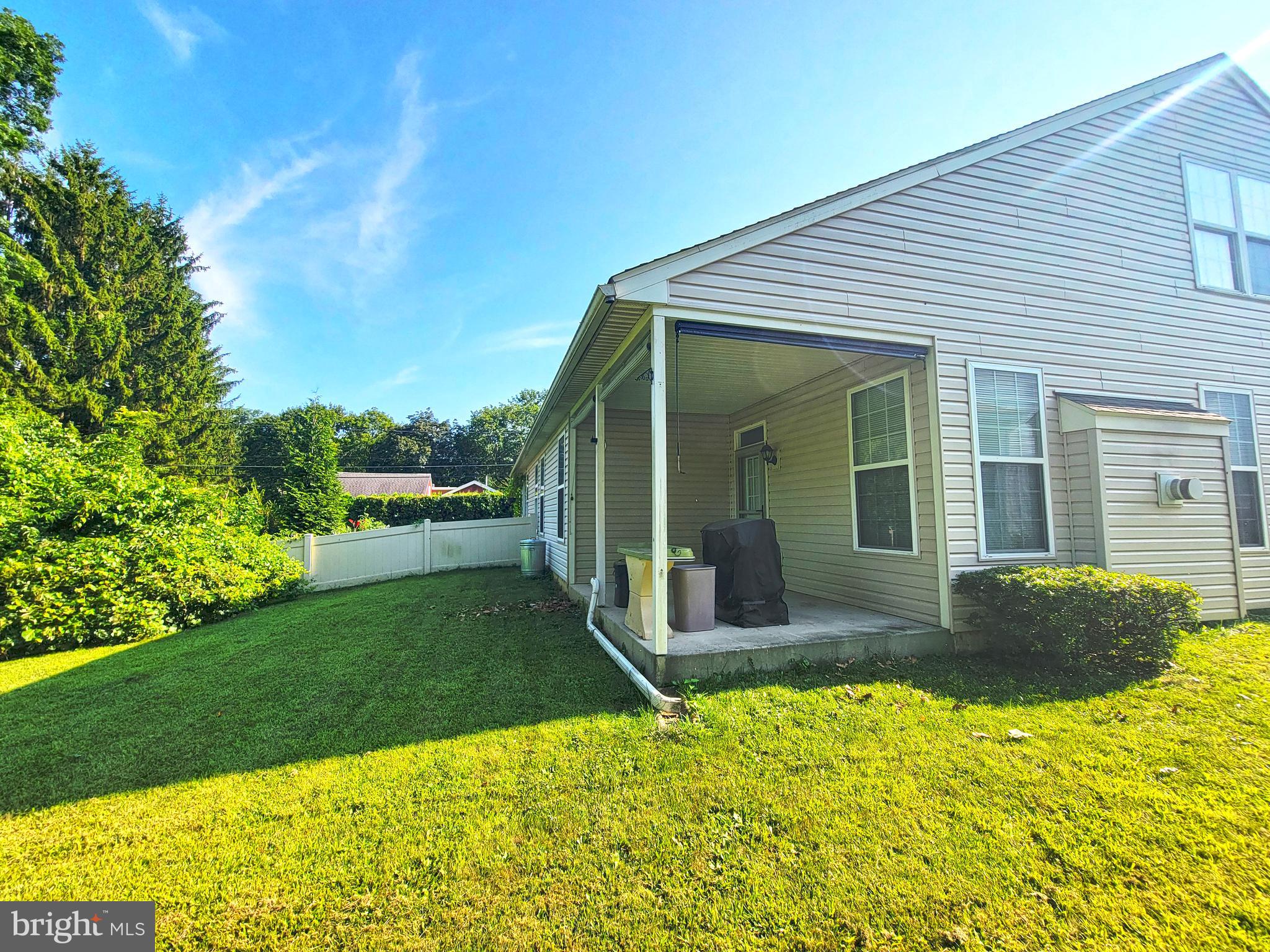 502 WEST LAWN