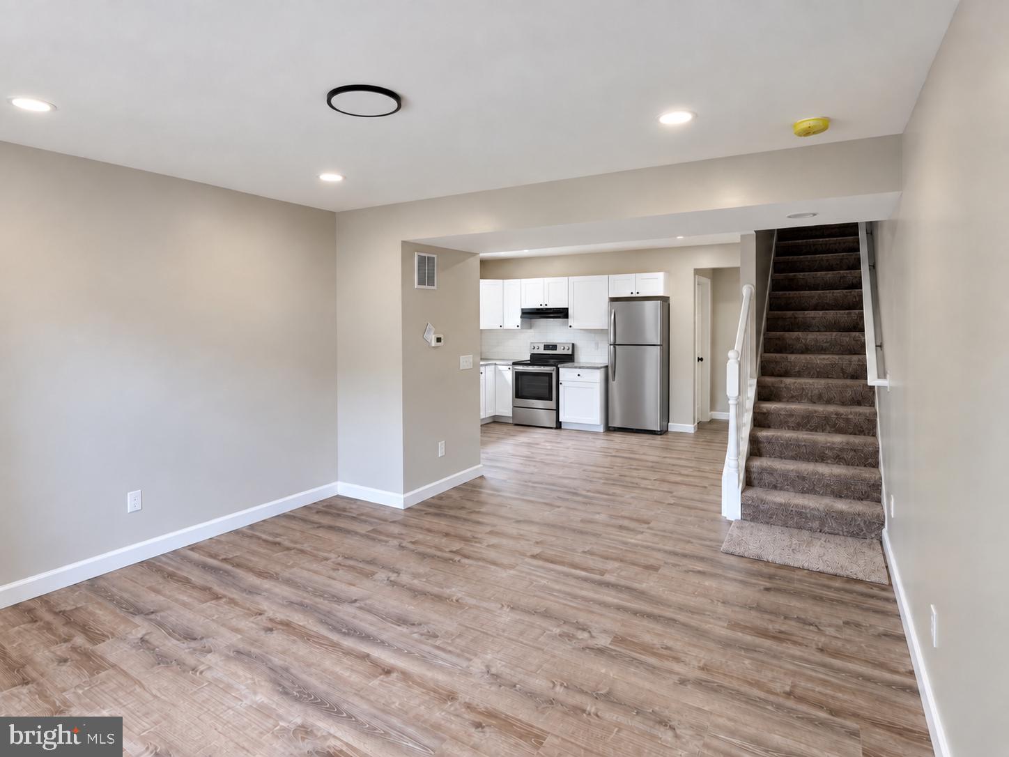 222 W MAIN STREET
