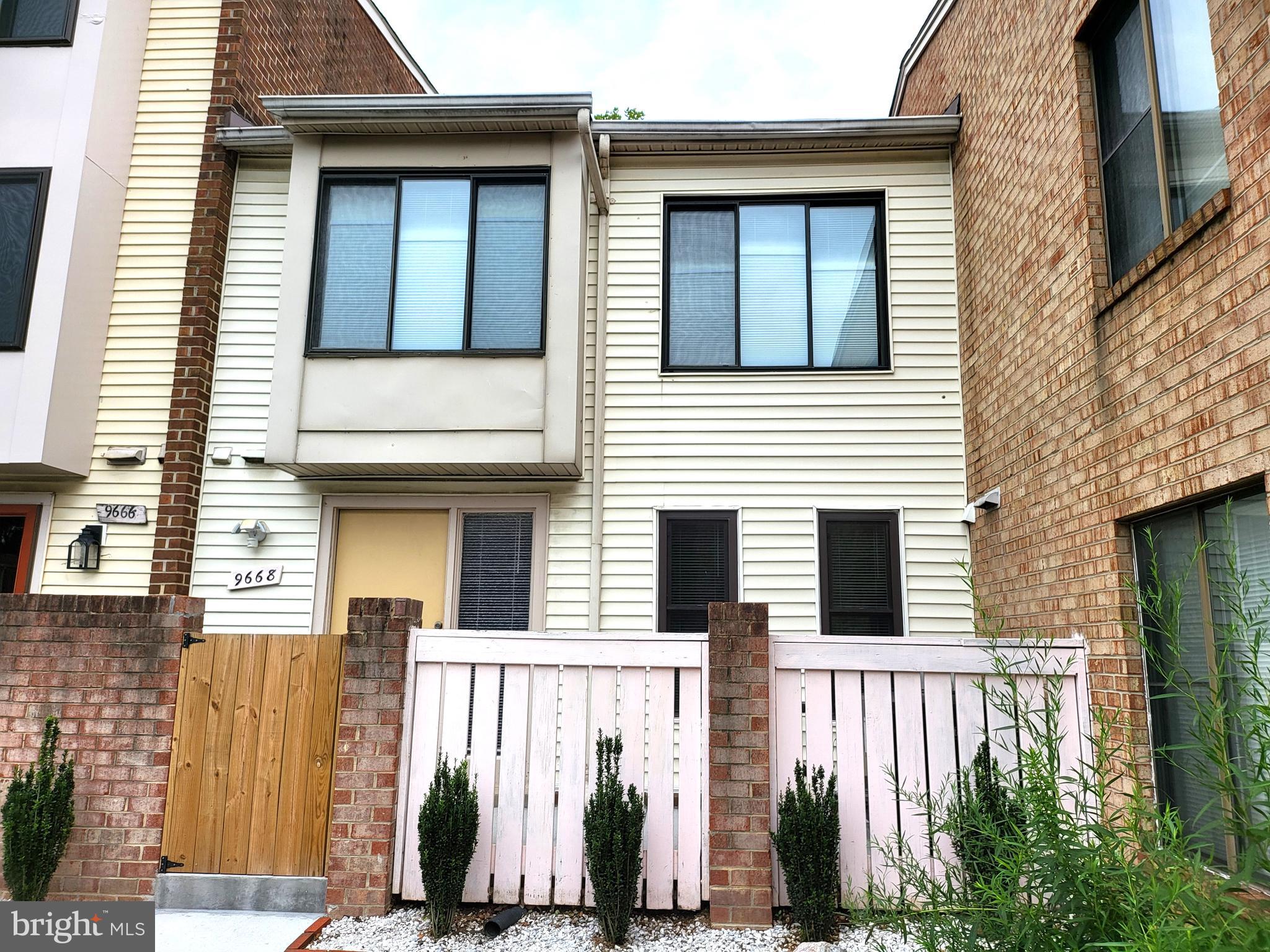 THOMAS CHOICE WEST - Residential Lease