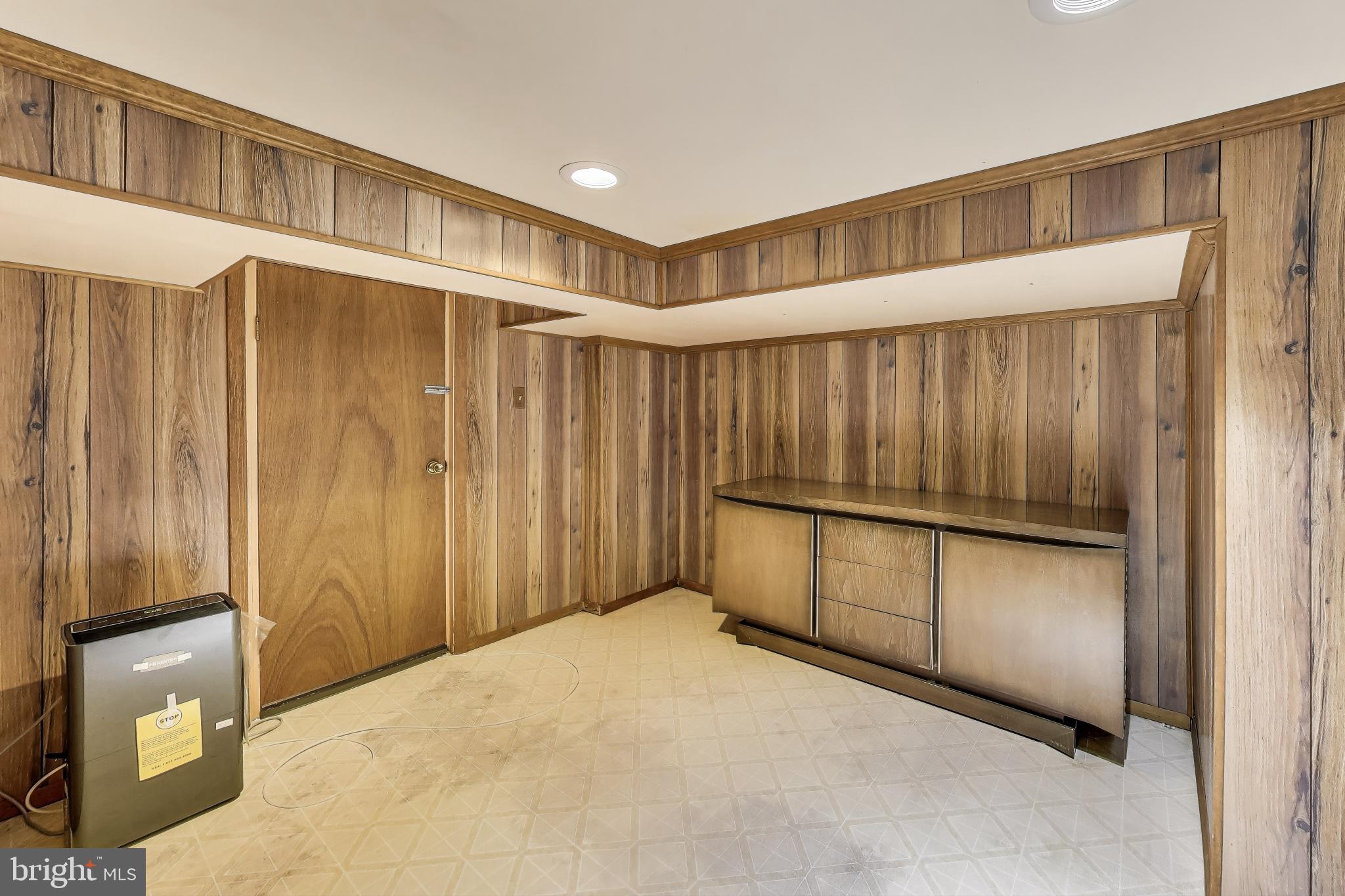 REALTY PARK - Residential Lease