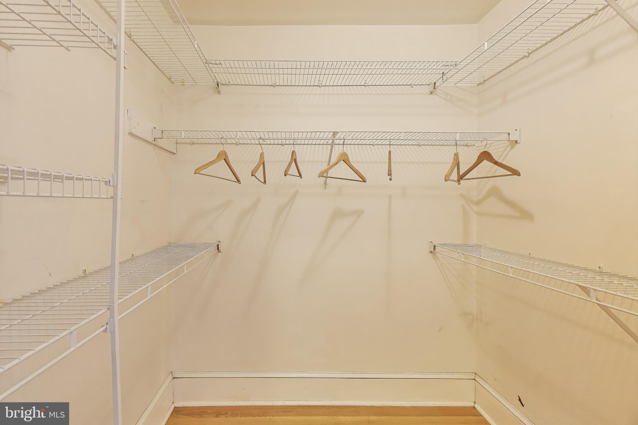 REALTY PARK - Residential Lease