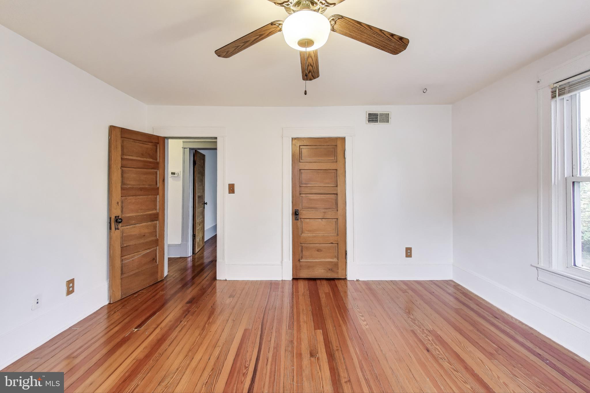 REALTY PARK - Residential Lease