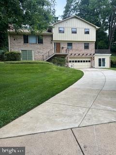 BROYHILL FOREST - Residential Lease