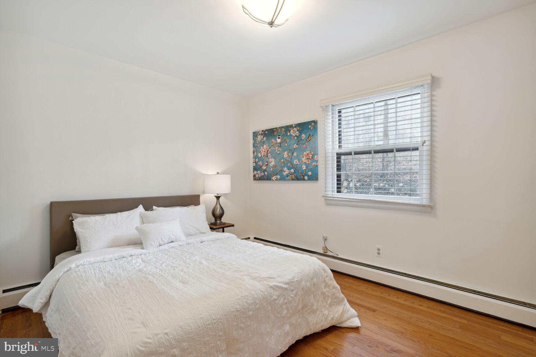 BROYHILL FOREST - Residential Lease