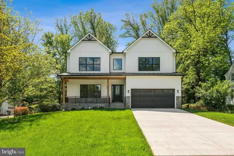 6919 Berkeley Street, Falls Church, VA MLS: VAFX2219380