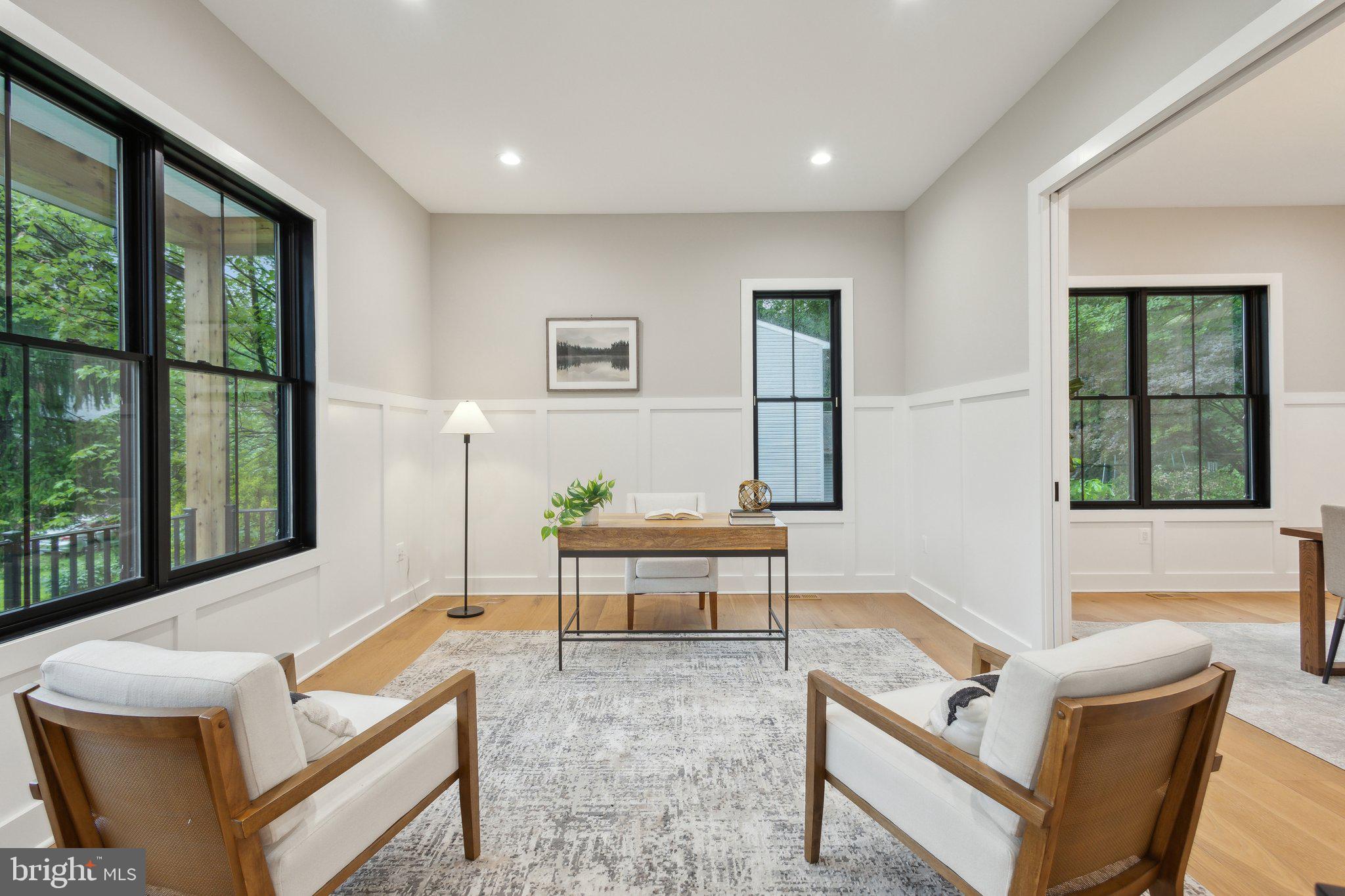 WESTHAMPTON - Residential