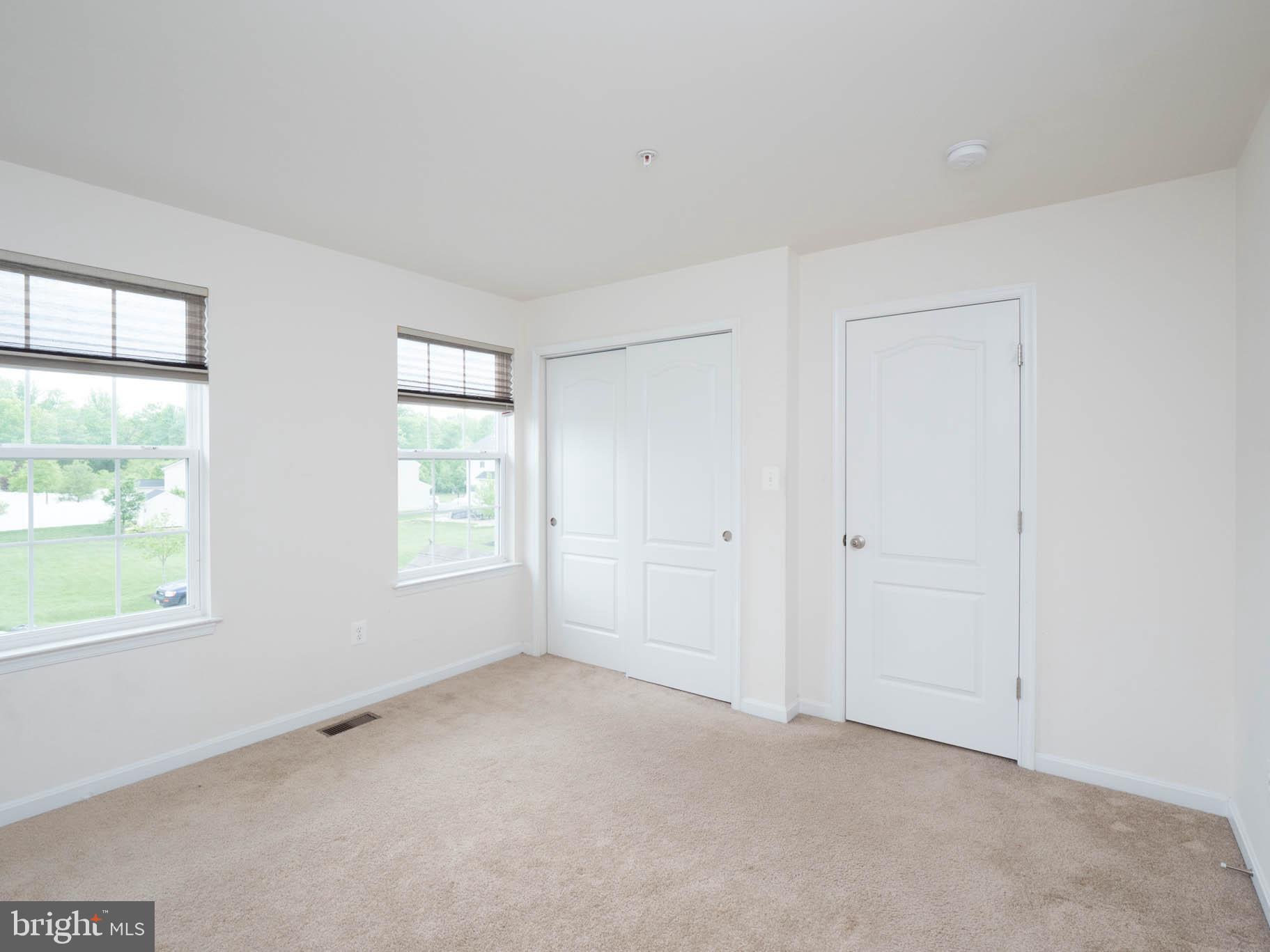 DIXON CROSSING - Residential