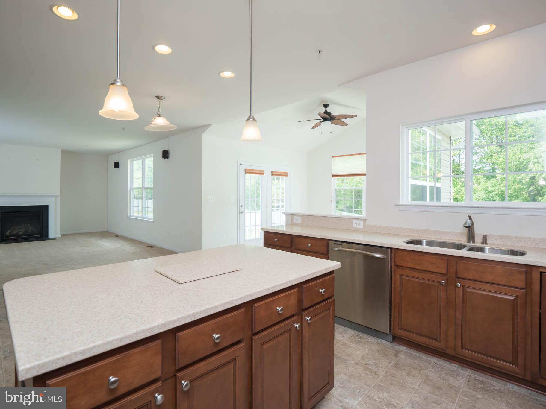 DIXON CROSSING - Residential