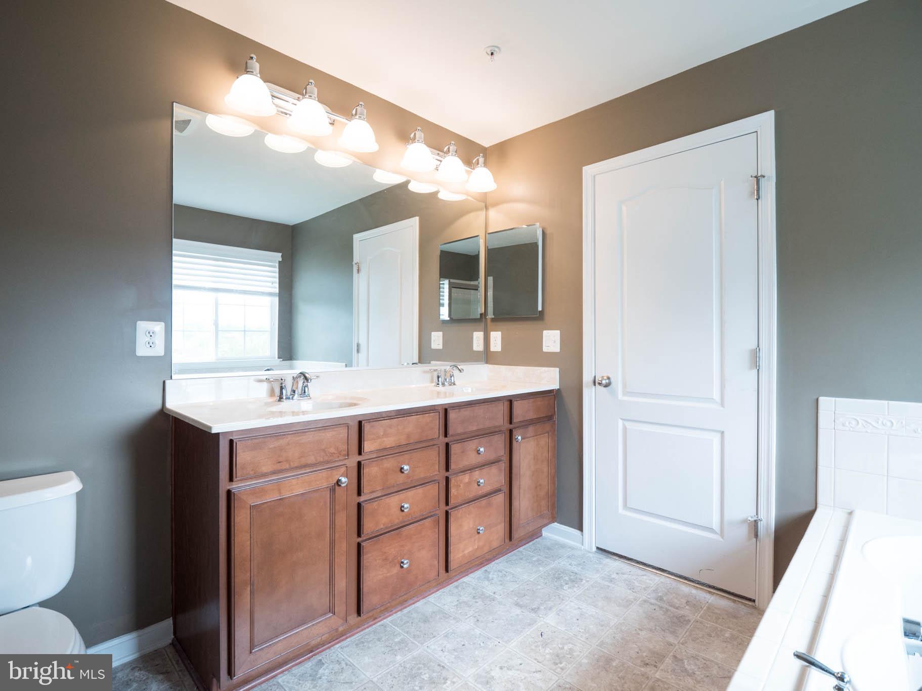 DIXON CROSSING - Residential