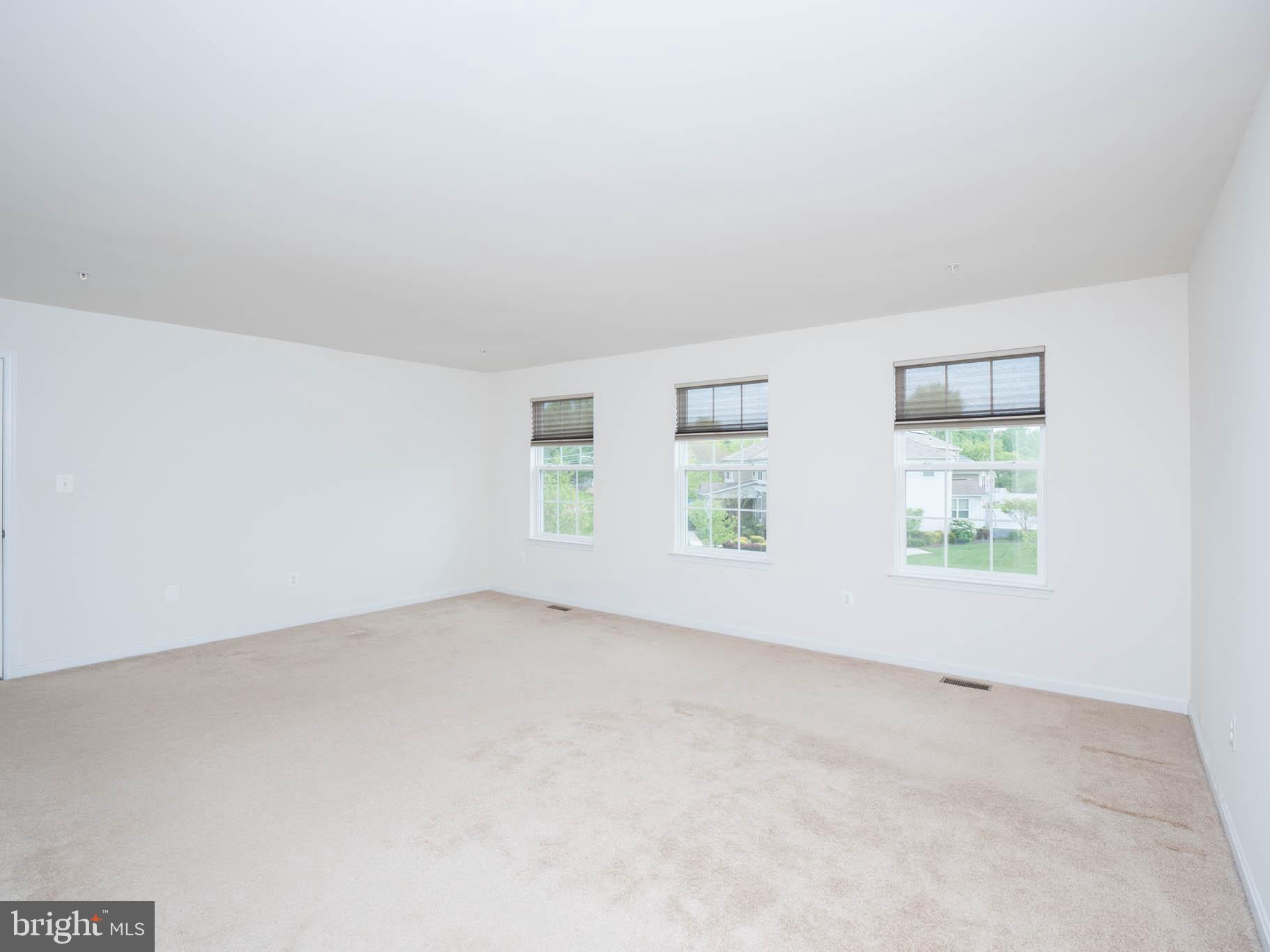 DIXON CROSSING - Residential