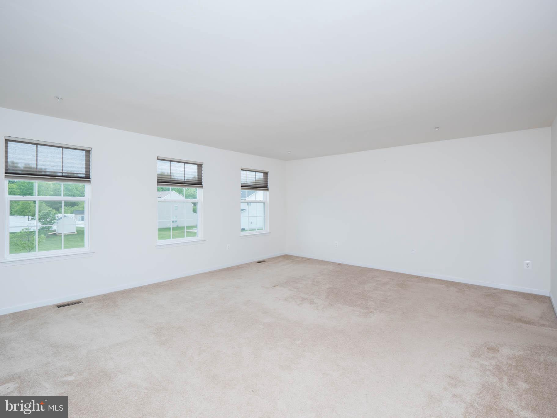 DIXON CROSSING - Residential