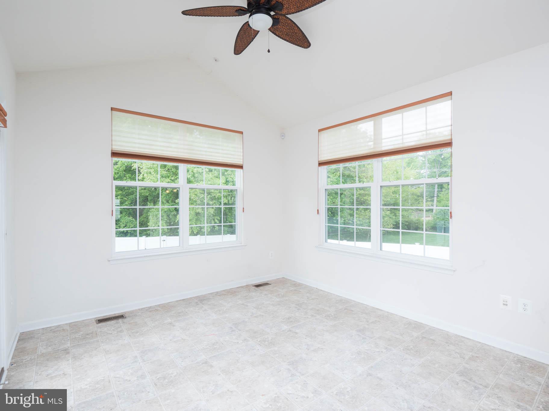 DIXON CROSSING - Residential