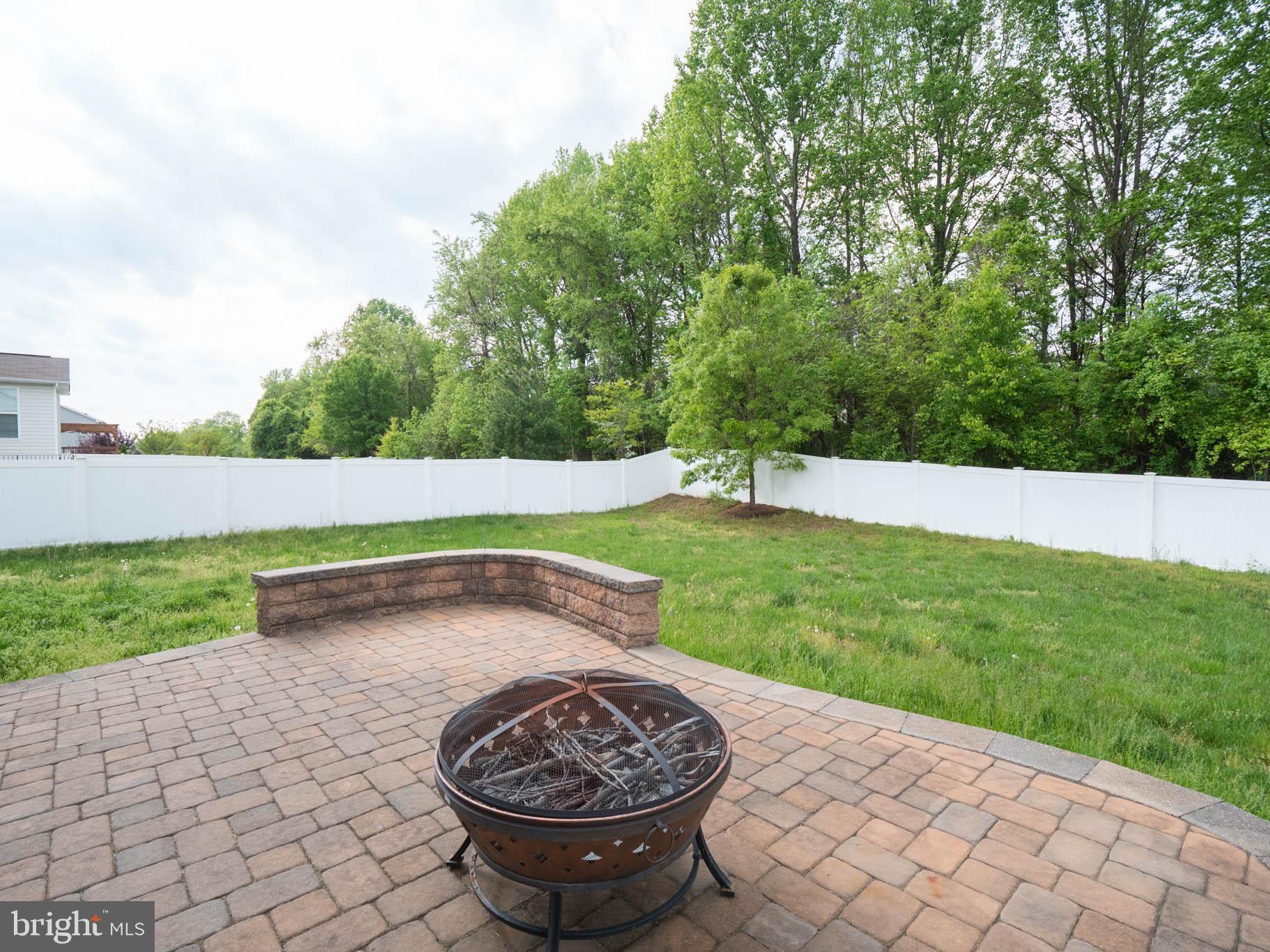 DIXON CROSSING - Residential