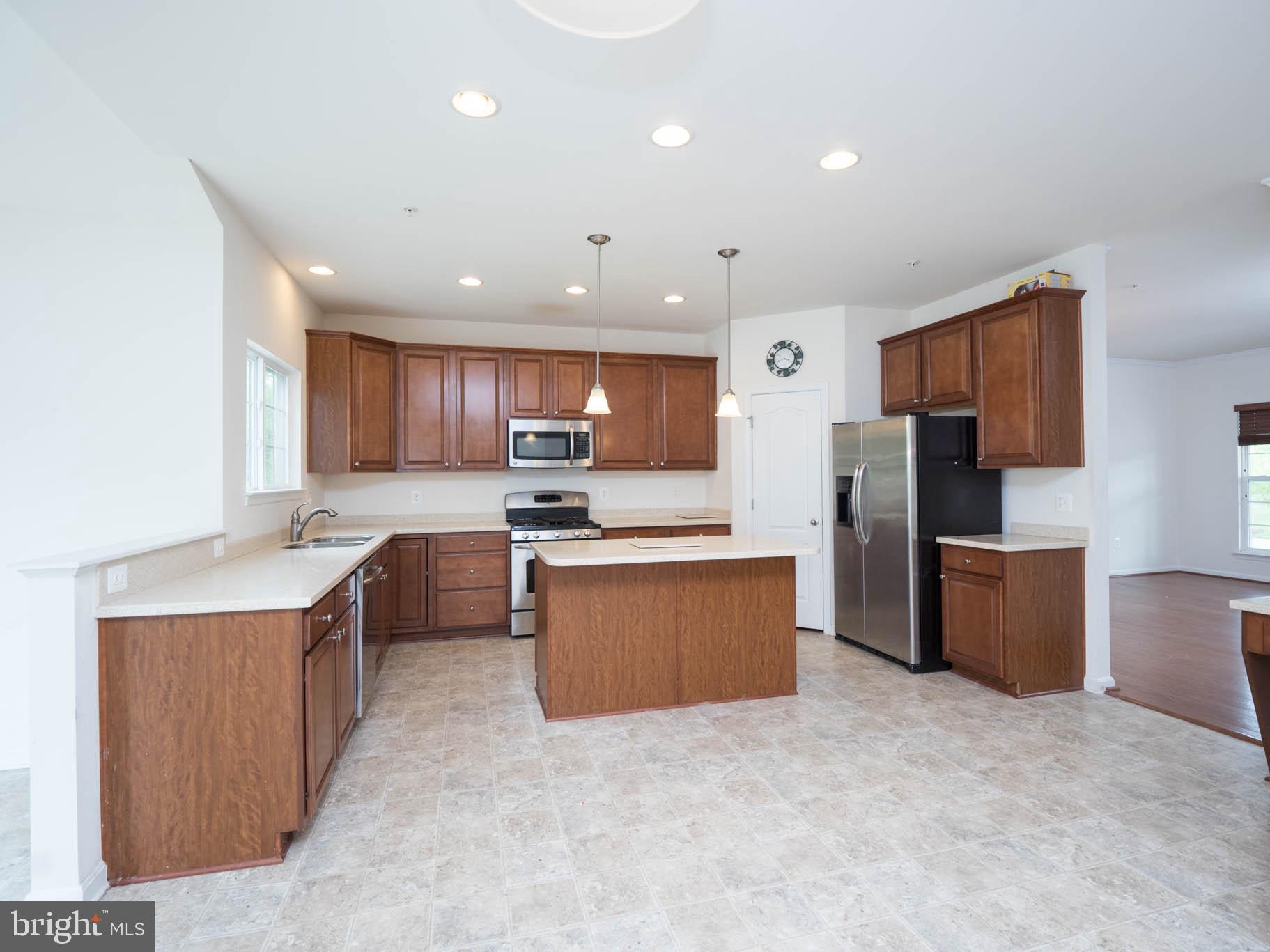 DIXON CROSSING - Residential