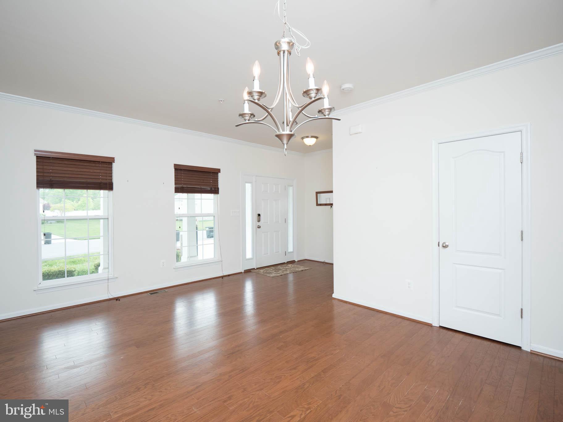 DIXON CROSSING - Residential