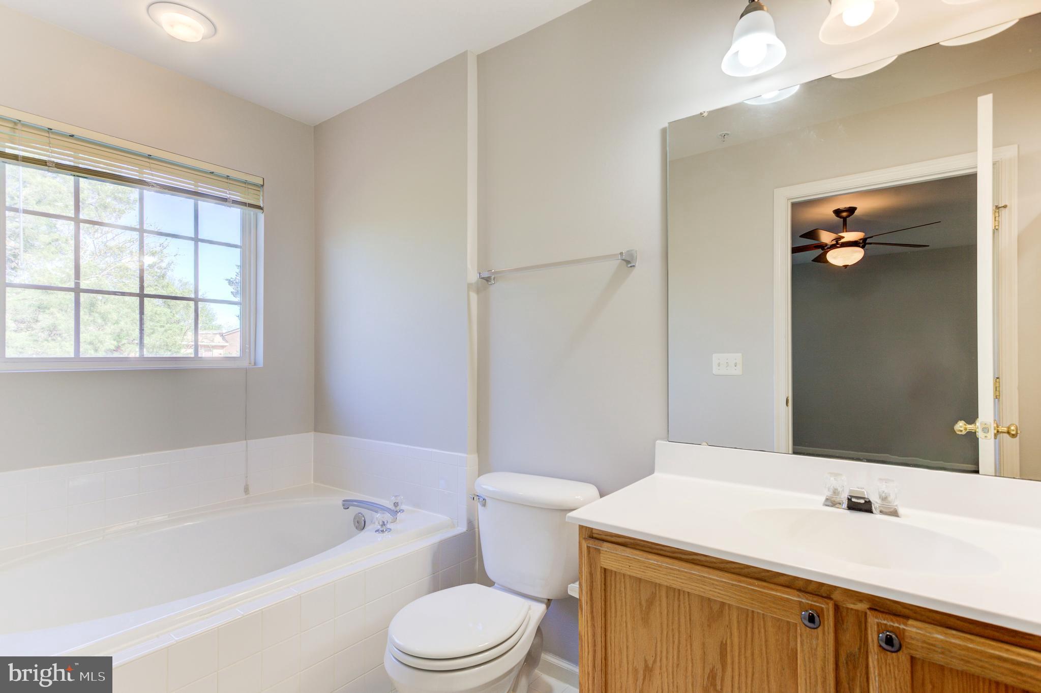 MADISON LANE - Residential Lease