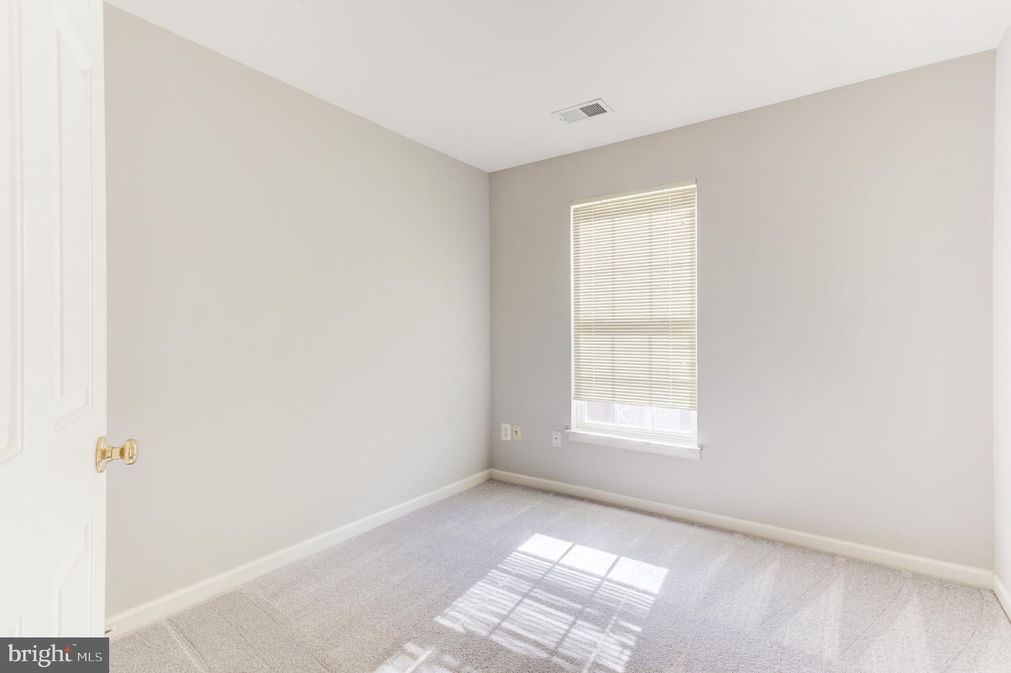 MADISON LANE - Residential Lease