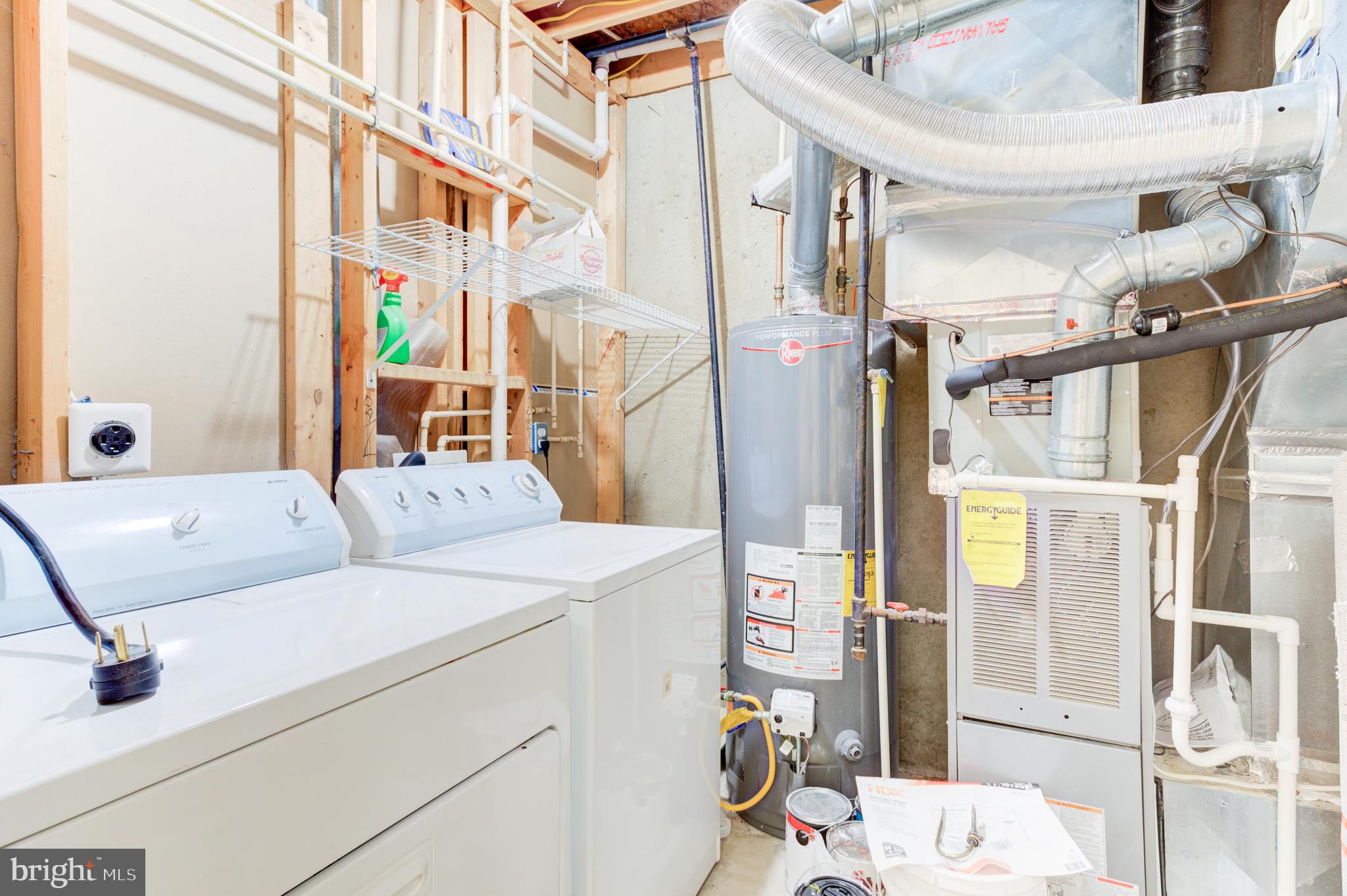 MADISON LANE - Residential Lease