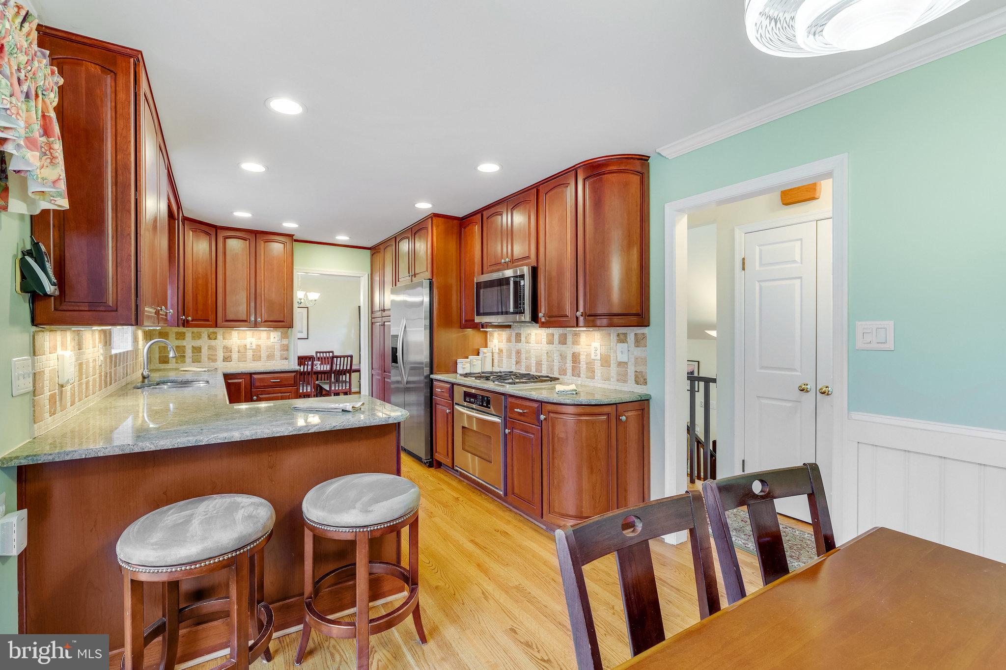 VALEWOOD MANOR - Residential