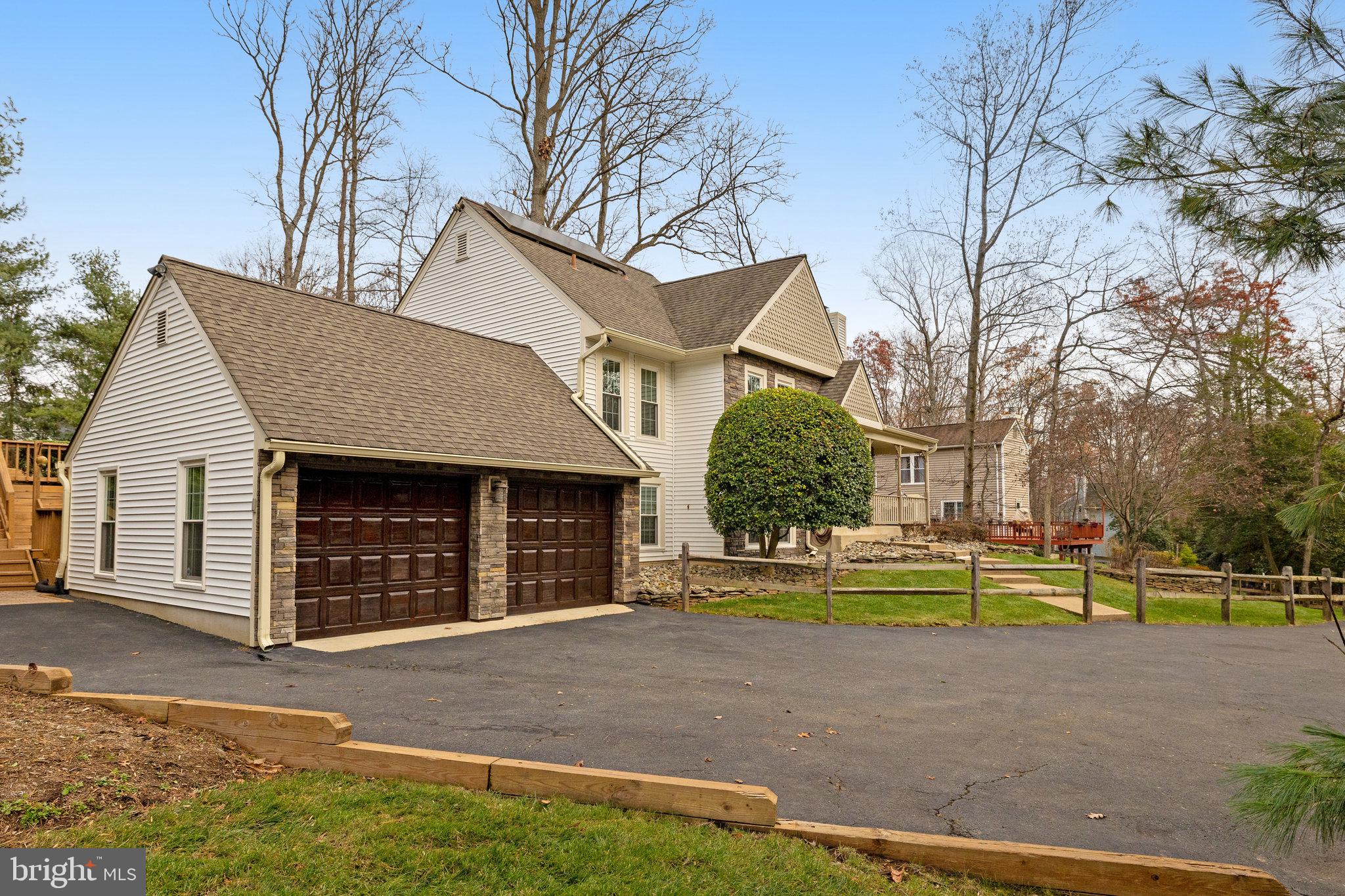 VALEWOOD MANOR - Residential