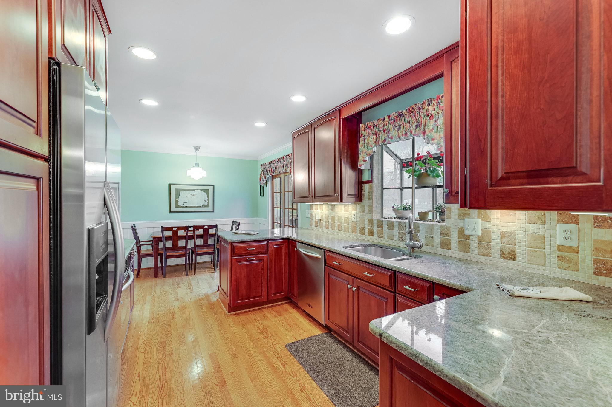 VALEWOOD MANOR - Residential