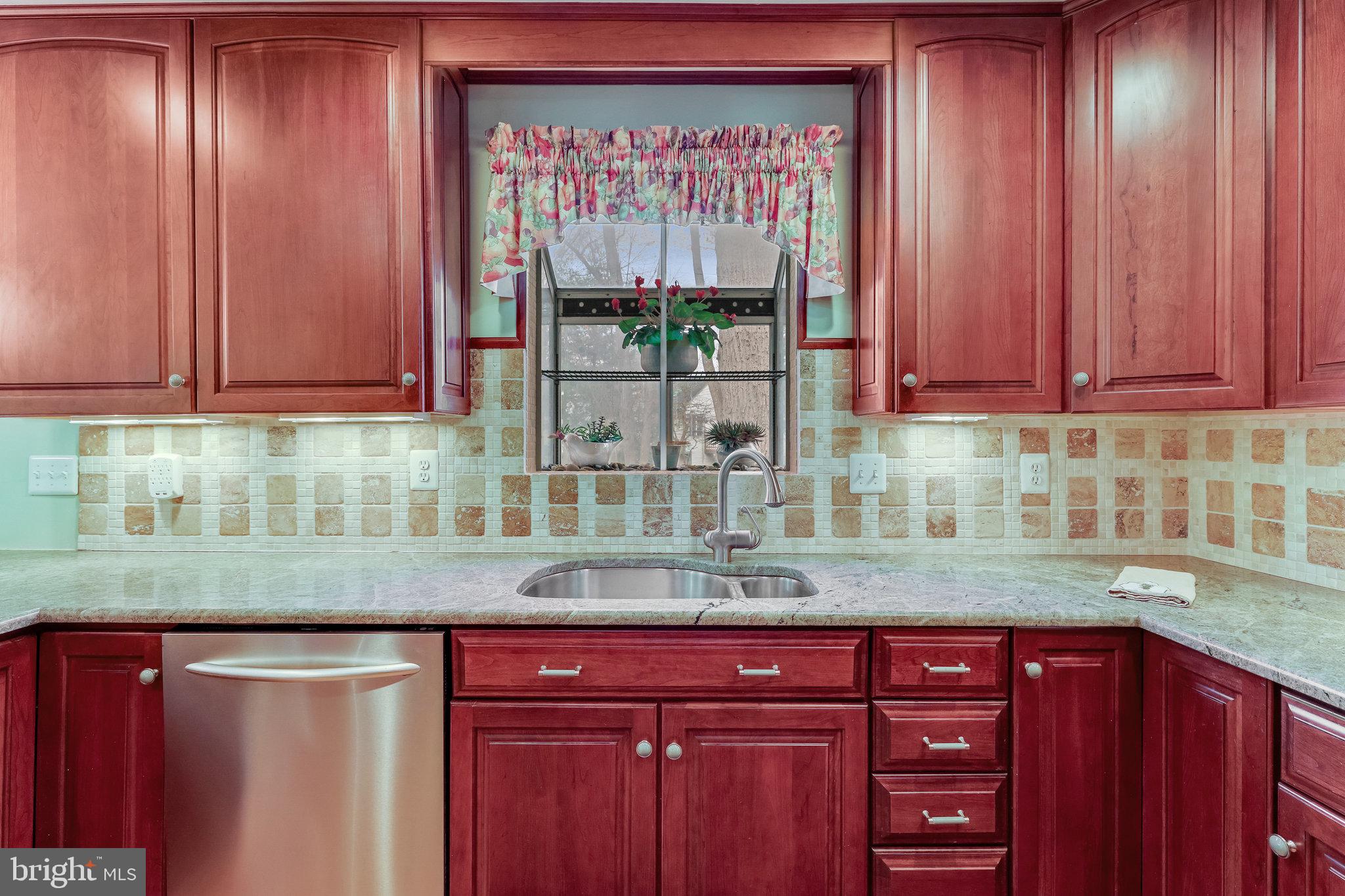 VALEWOOD MANOR - Residential