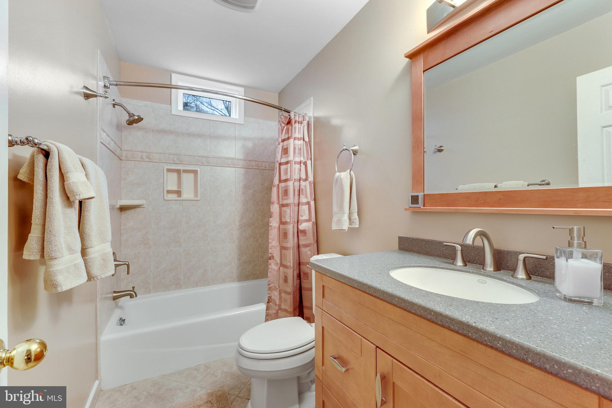 VALEWOOD MANOR - Residential