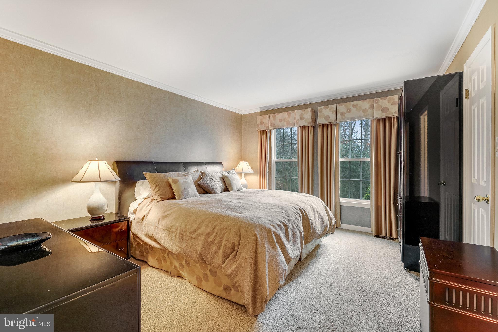 VALEWOOD MANOR - Residential