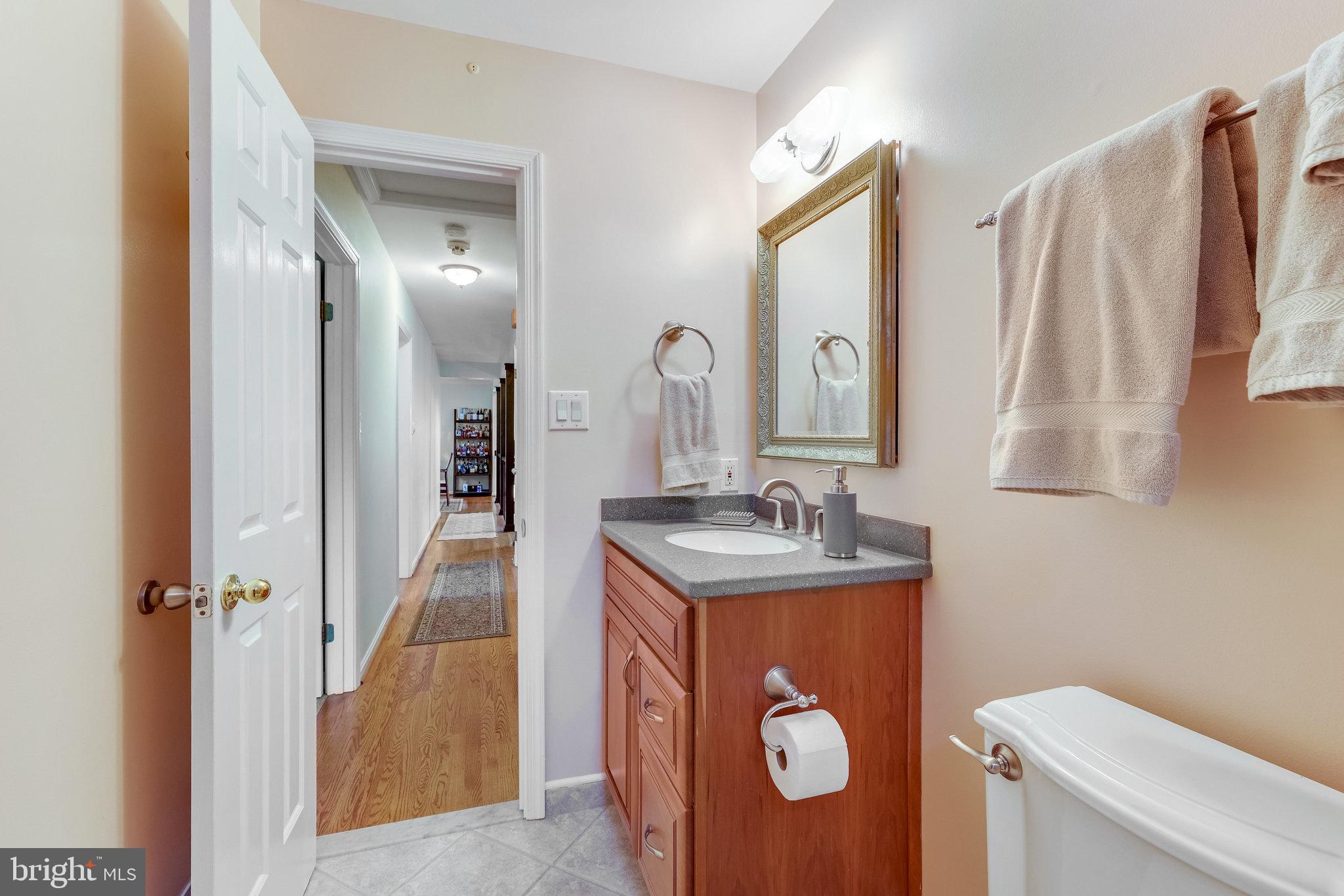 VALEWOOD MANOR - Residential