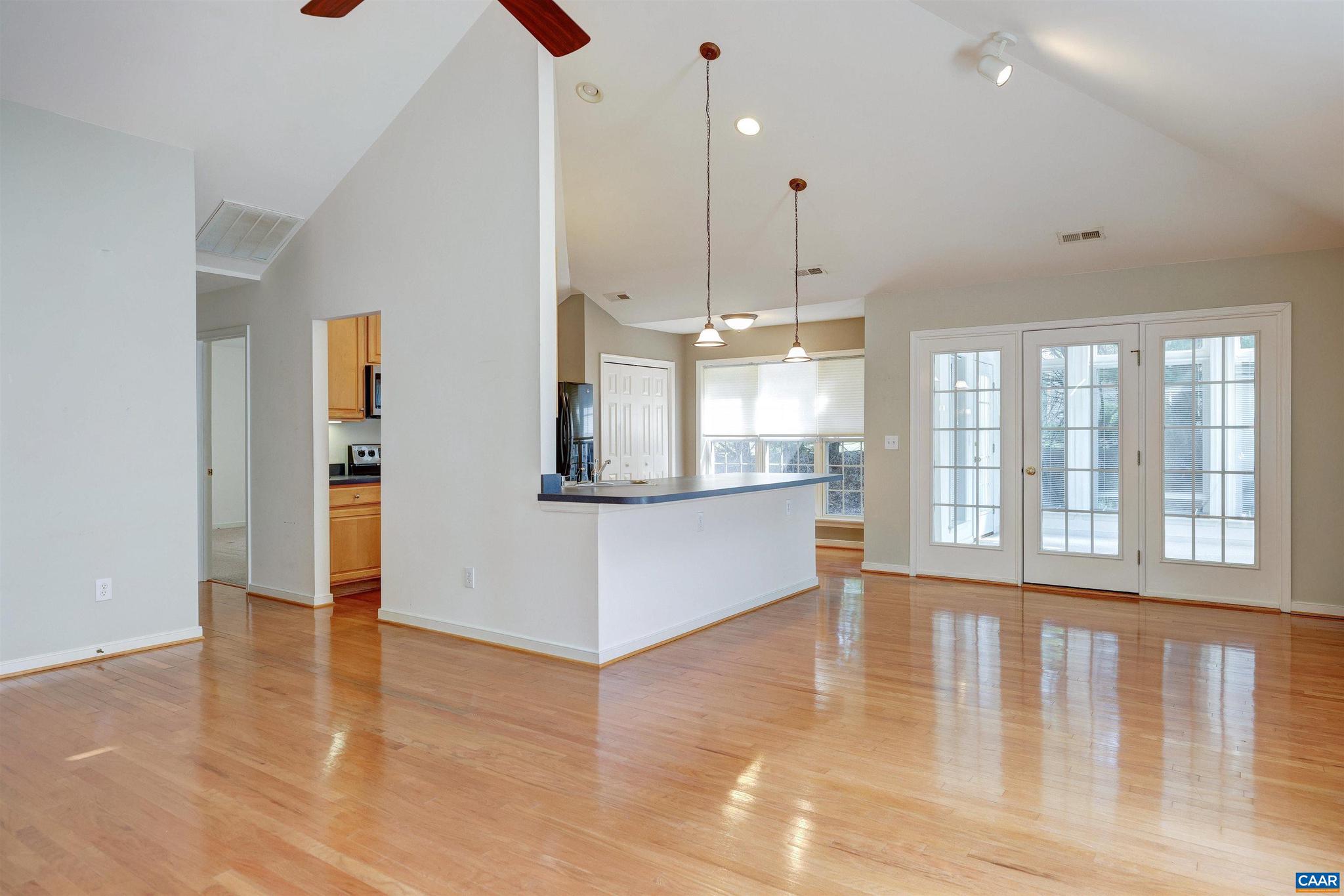 REDFIELDS - Residential