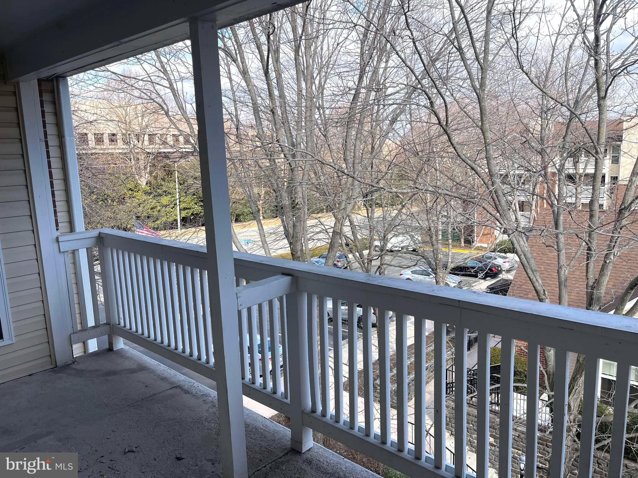 FOUNTAINS AT MCLEAN - Residential Lease