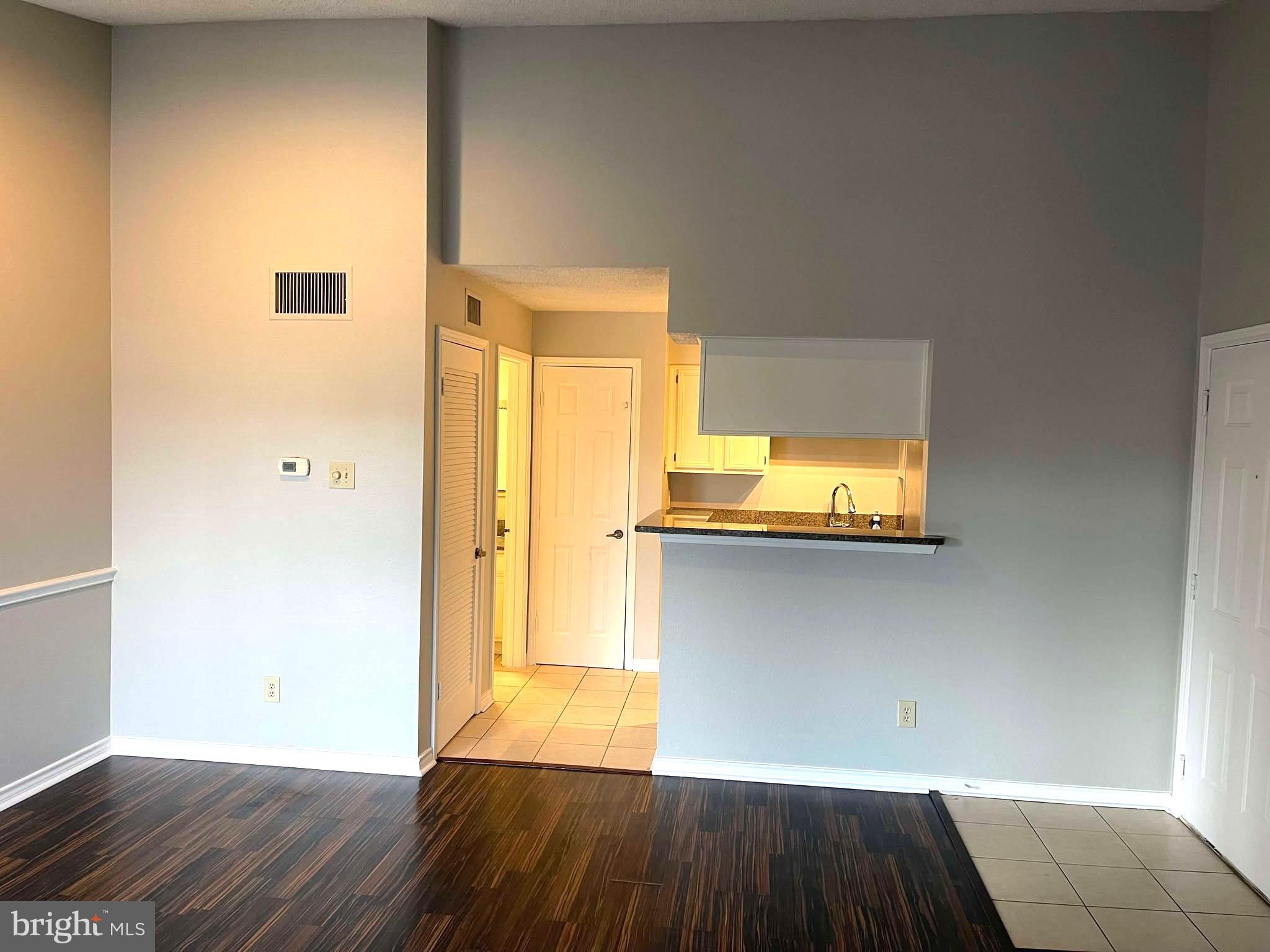 FOUNTAINS AT MCLEAN - Residential Lease