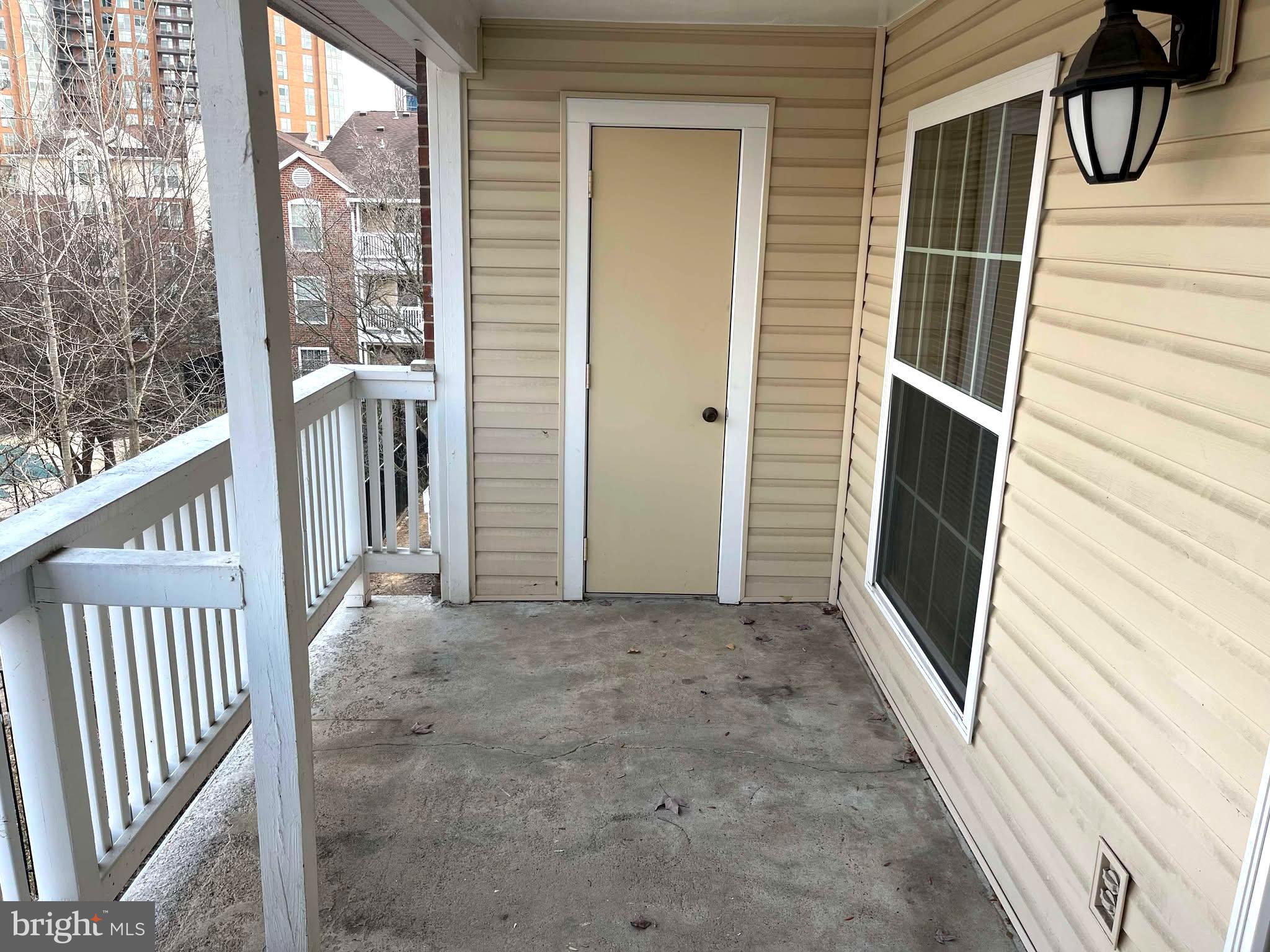 FOUNTAINS AT MCLEAN - Residential Lease