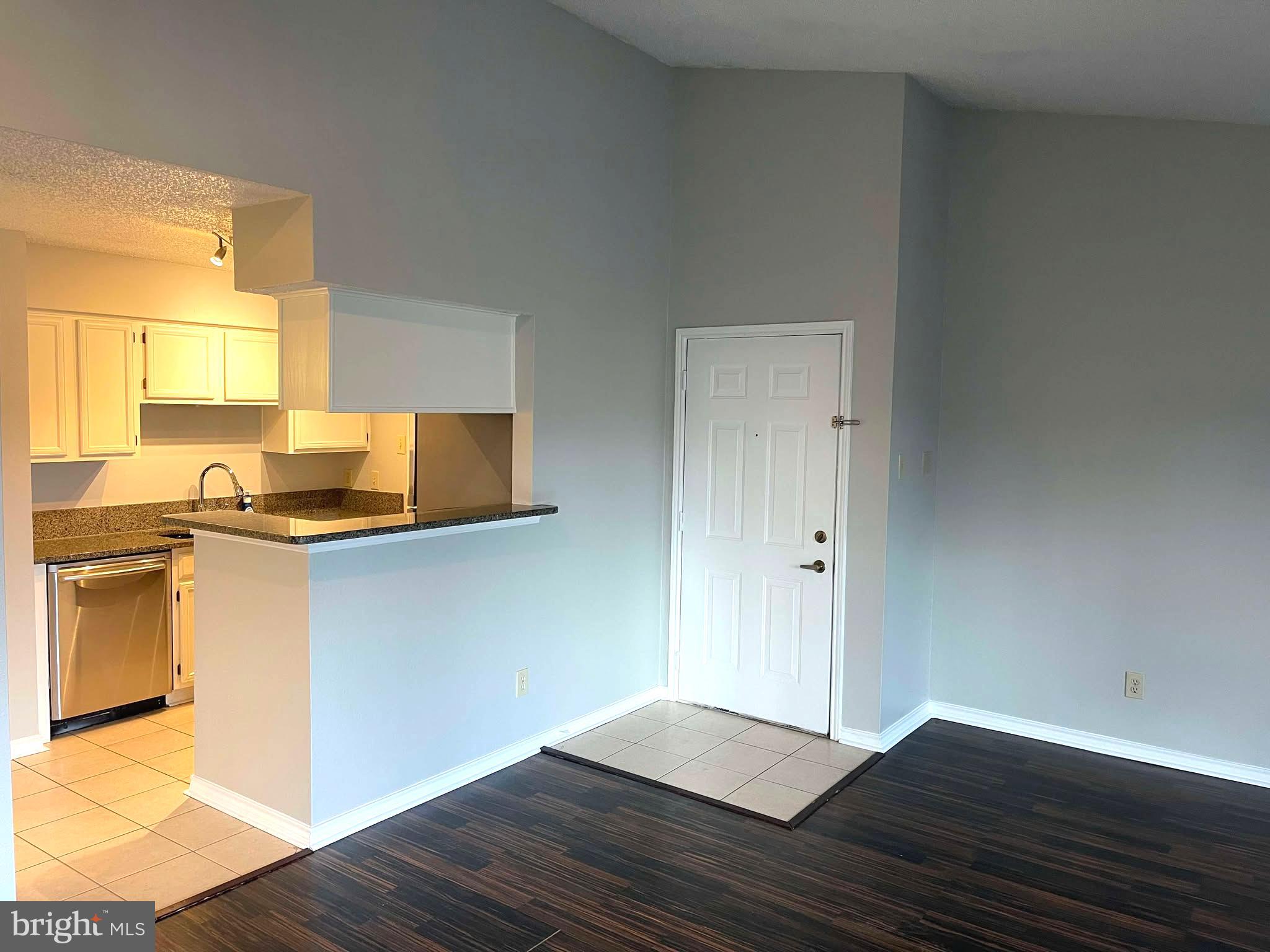 FOUNTAINS AT MCLEAN - Residential Lease