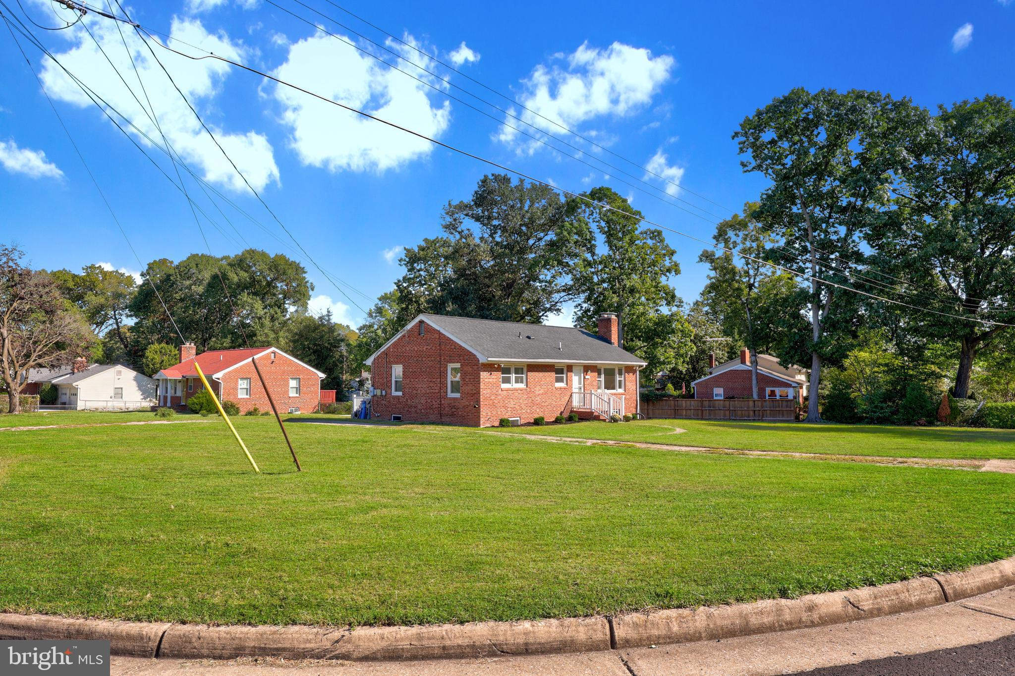 BROOKLAND ESTATES - Residential Lease