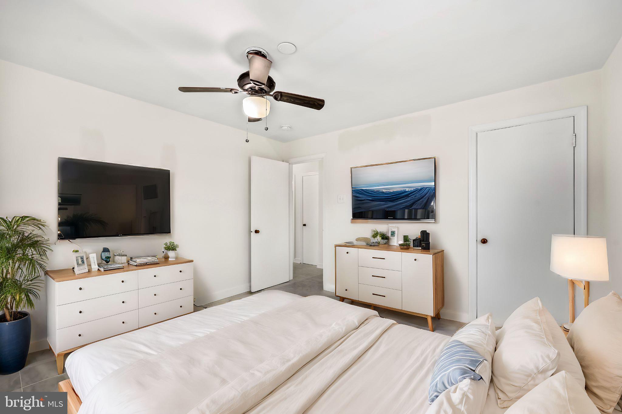 BROOKLAND ESTATES - Residential Lease