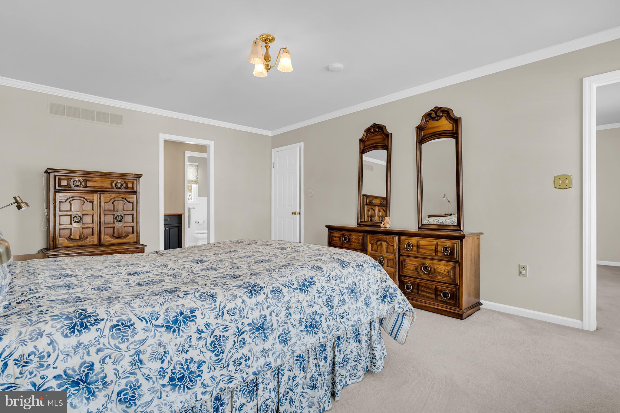 CHARTWELL - Residential